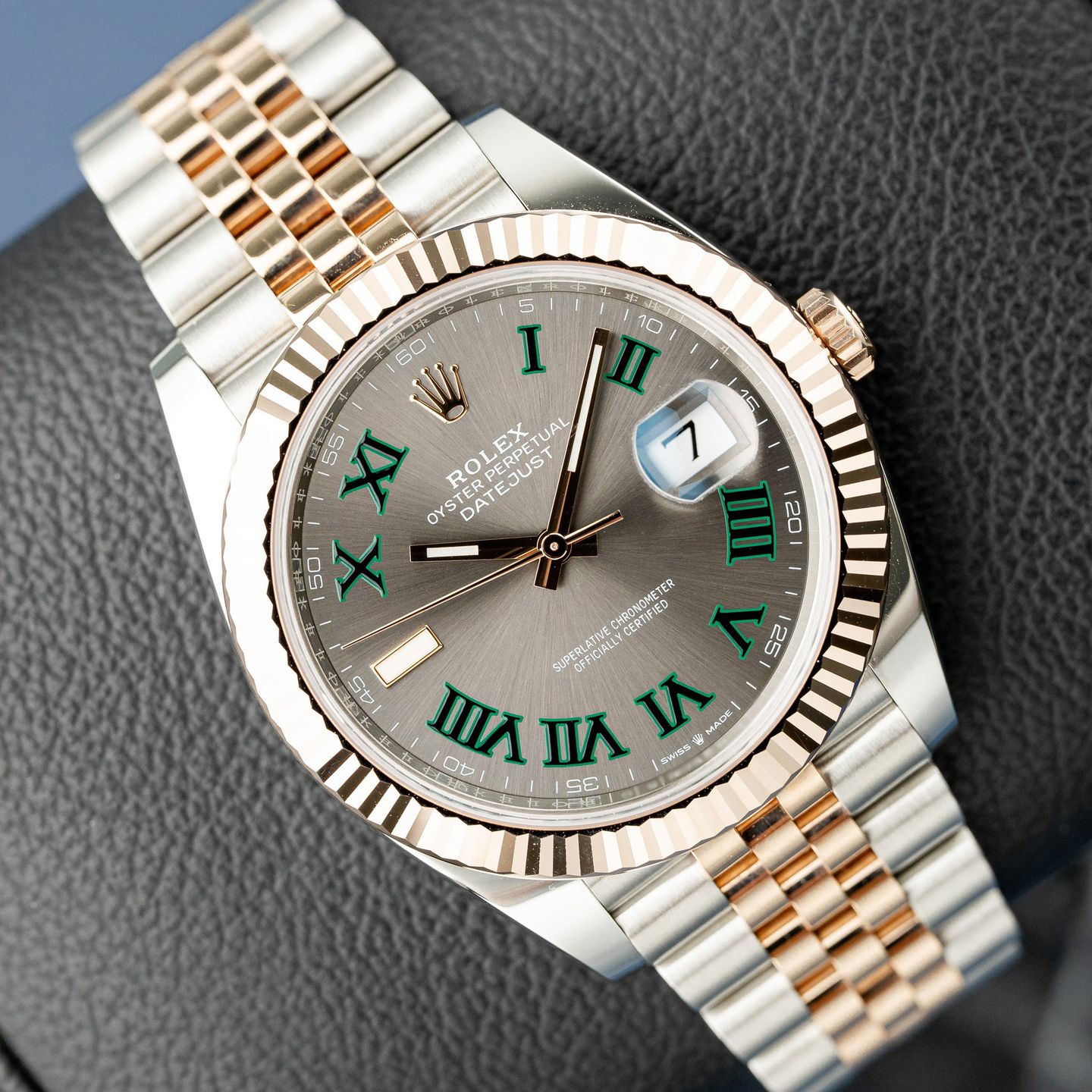 Rolex Datejust 41 126331 (2021) - Grey dial 41 mm Gold/Steel case (4/8)