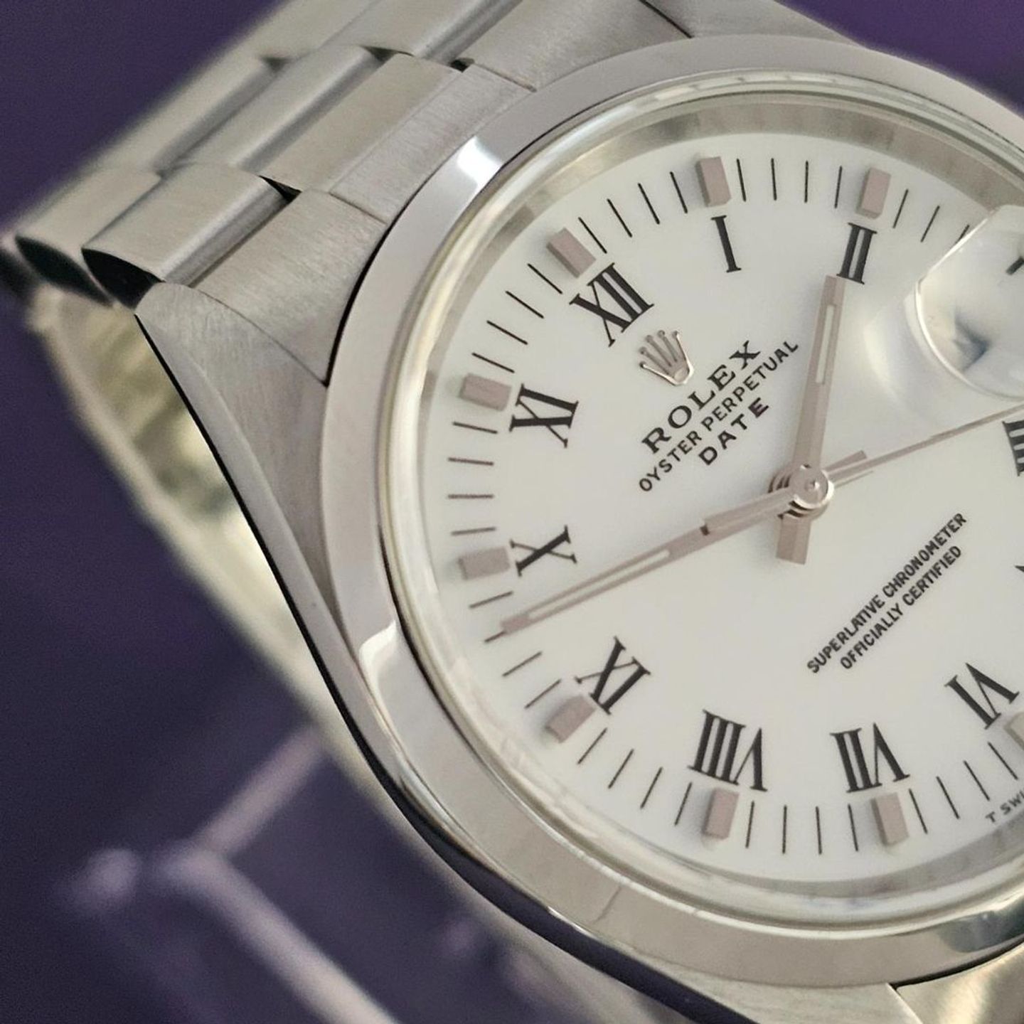 Rolex Oyster Perpetual Date 15200 - (2/4)