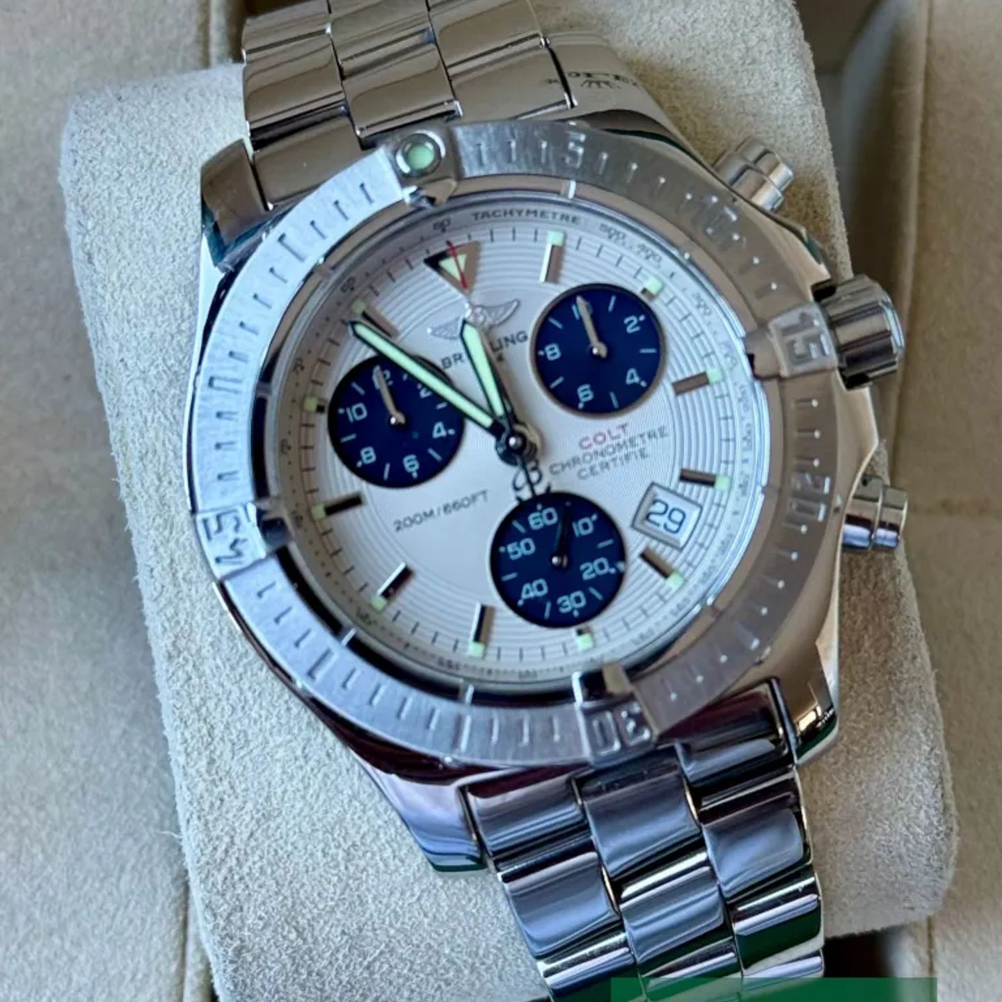 Breitling Colt Chronograph A73380 (2011) - 41mm Staal (1/8)