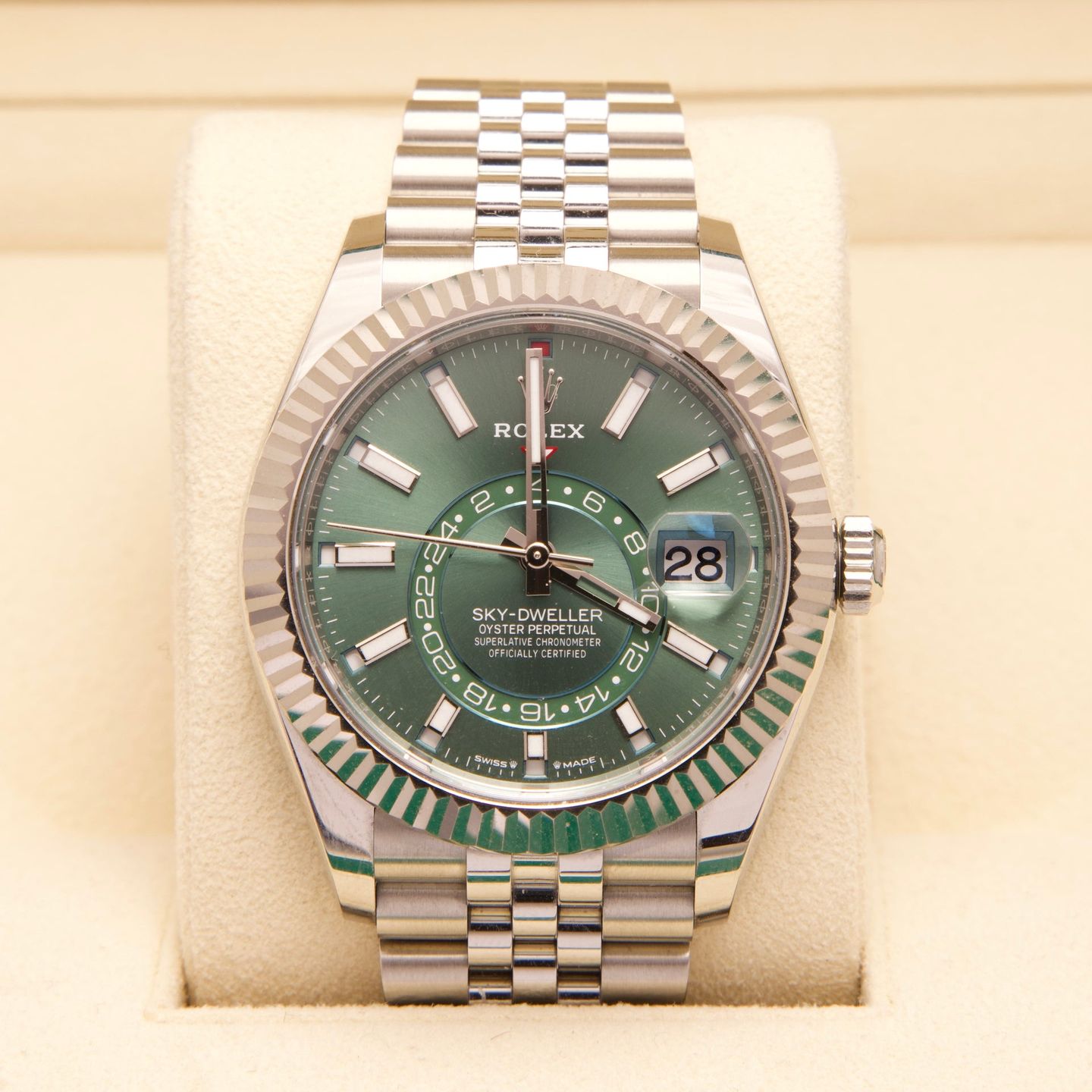 Rolex Sky-Dweller 336934 (2024) - 42mm Staal (2/5)
