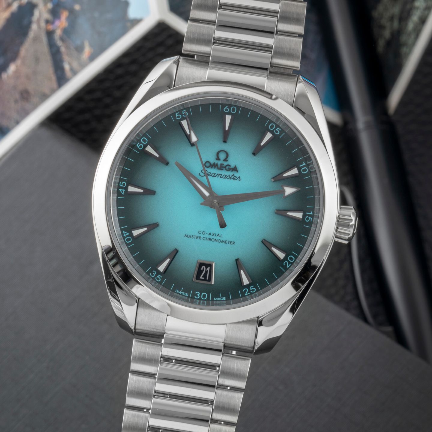 Omega Seamaster Aqua Terra 220.10.41.21.03.006 (Unknown (random serial)) - Turquoise dial 41 mm Steel case (3/8)