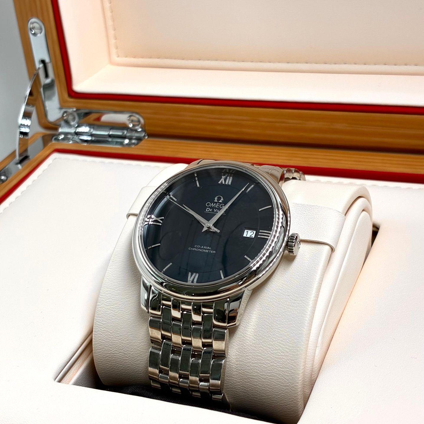 Omega De Ville Prestige 424.10.40.20.03.001 (2022) - Blue dial 40 mm Steel case (3/6)