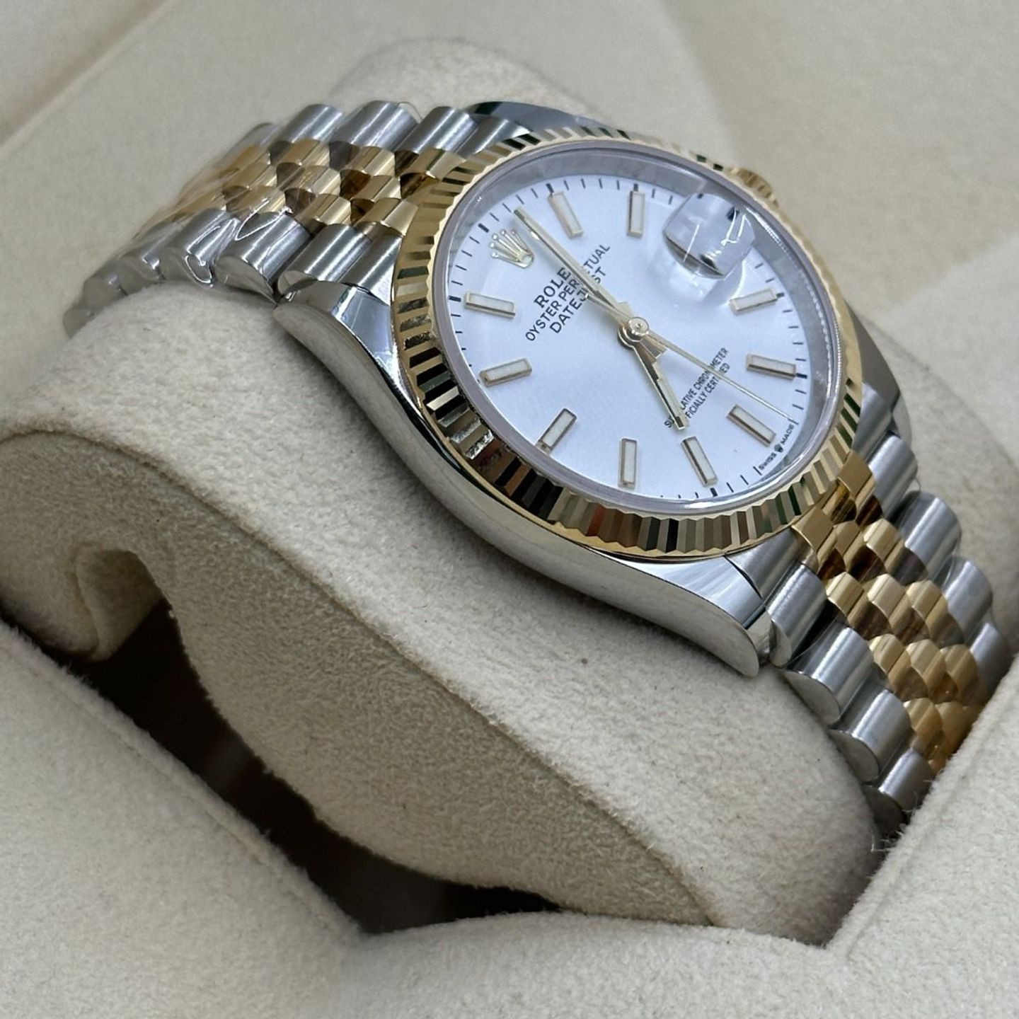 Rolex Datejust 41 126333 (2024) - White dial 41 mm Gold/Steel case (7/8)