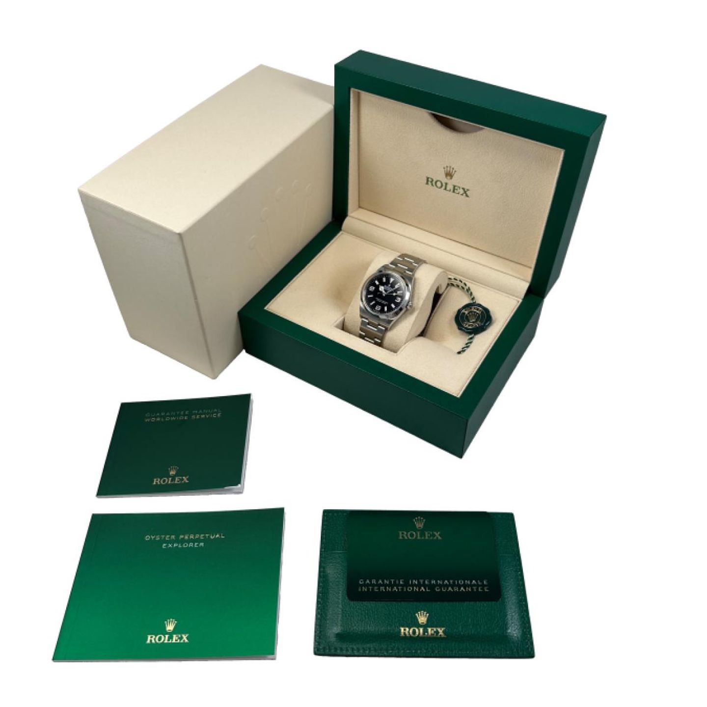 Rolex Explorer 124270 - (5/5)