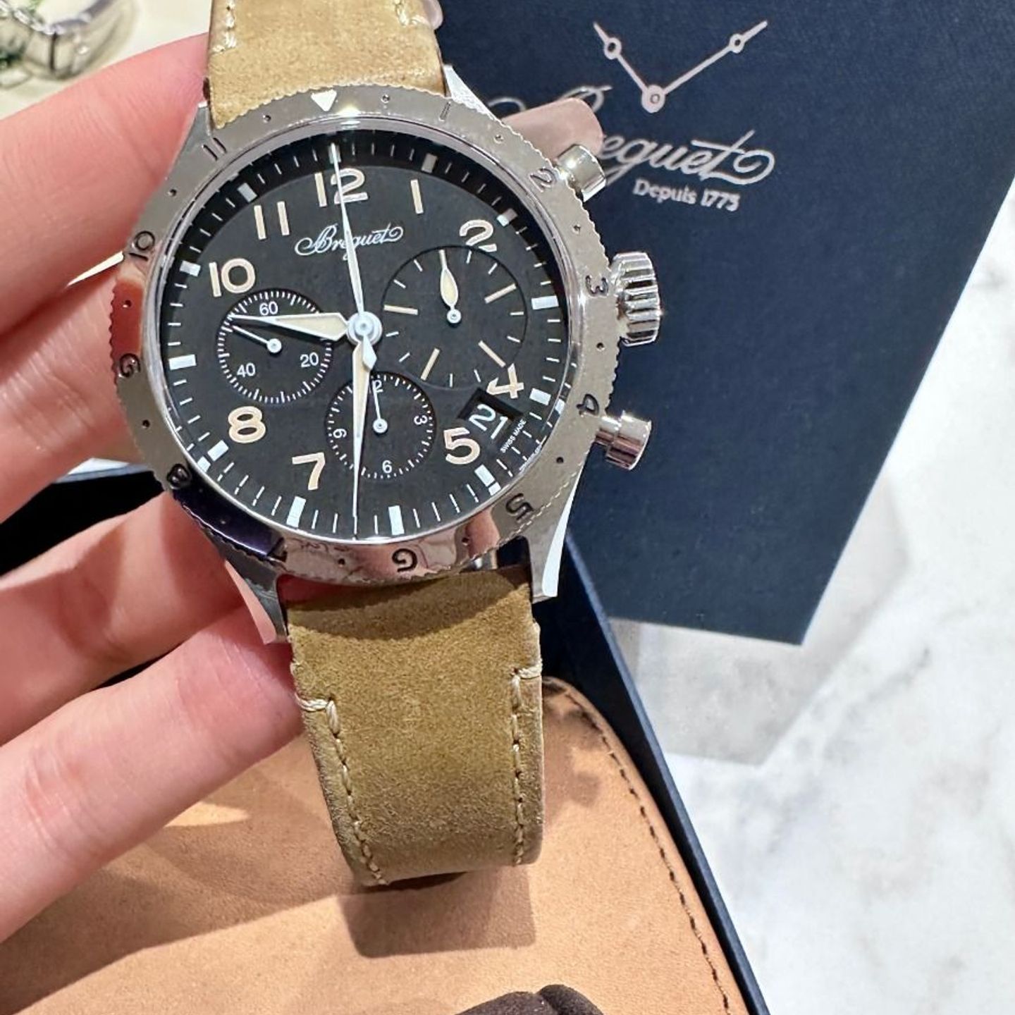 Breguet Type XX - XXI - XXII 2067ST/92/3WU (2023) - Black dial 42 mm Steel case (6/8)