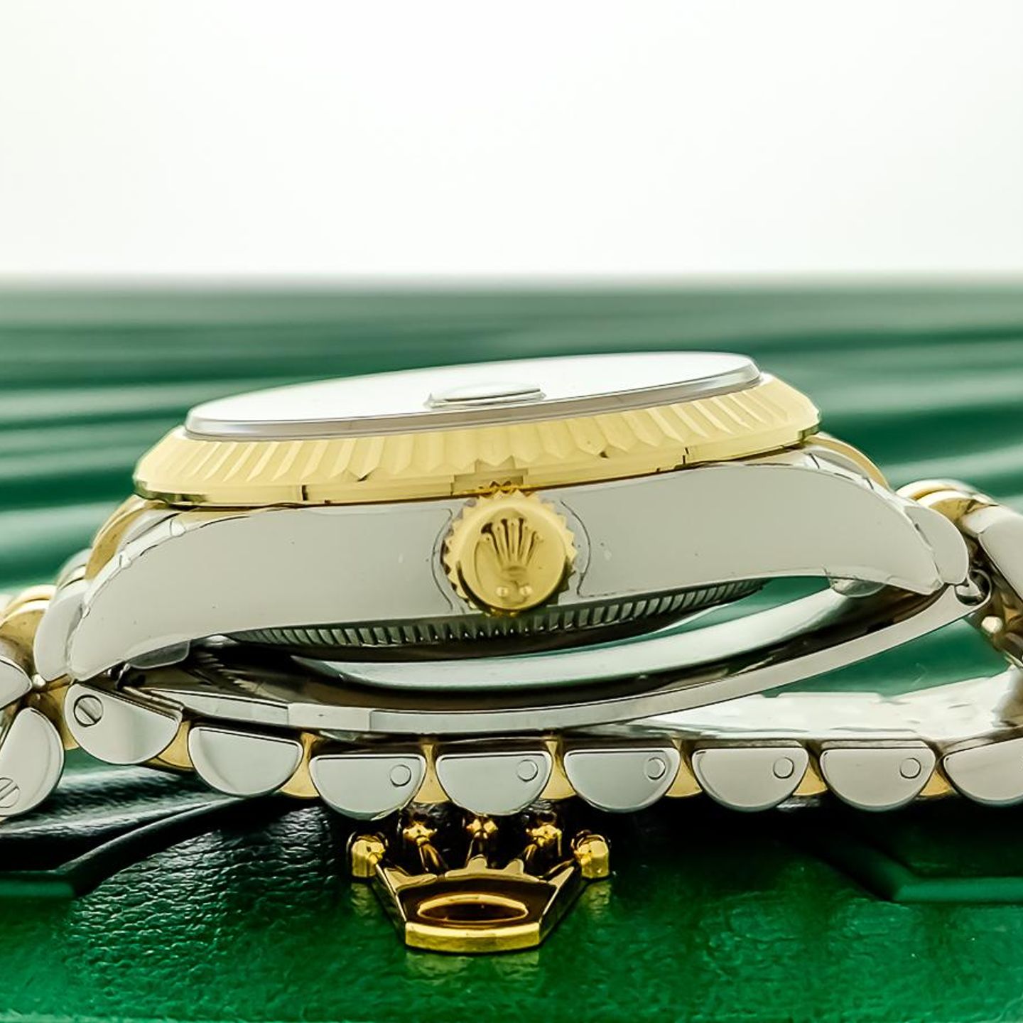 Rolex Datejust 31 278273 (2023) - Green dial 31 mm Steel case (3/8)