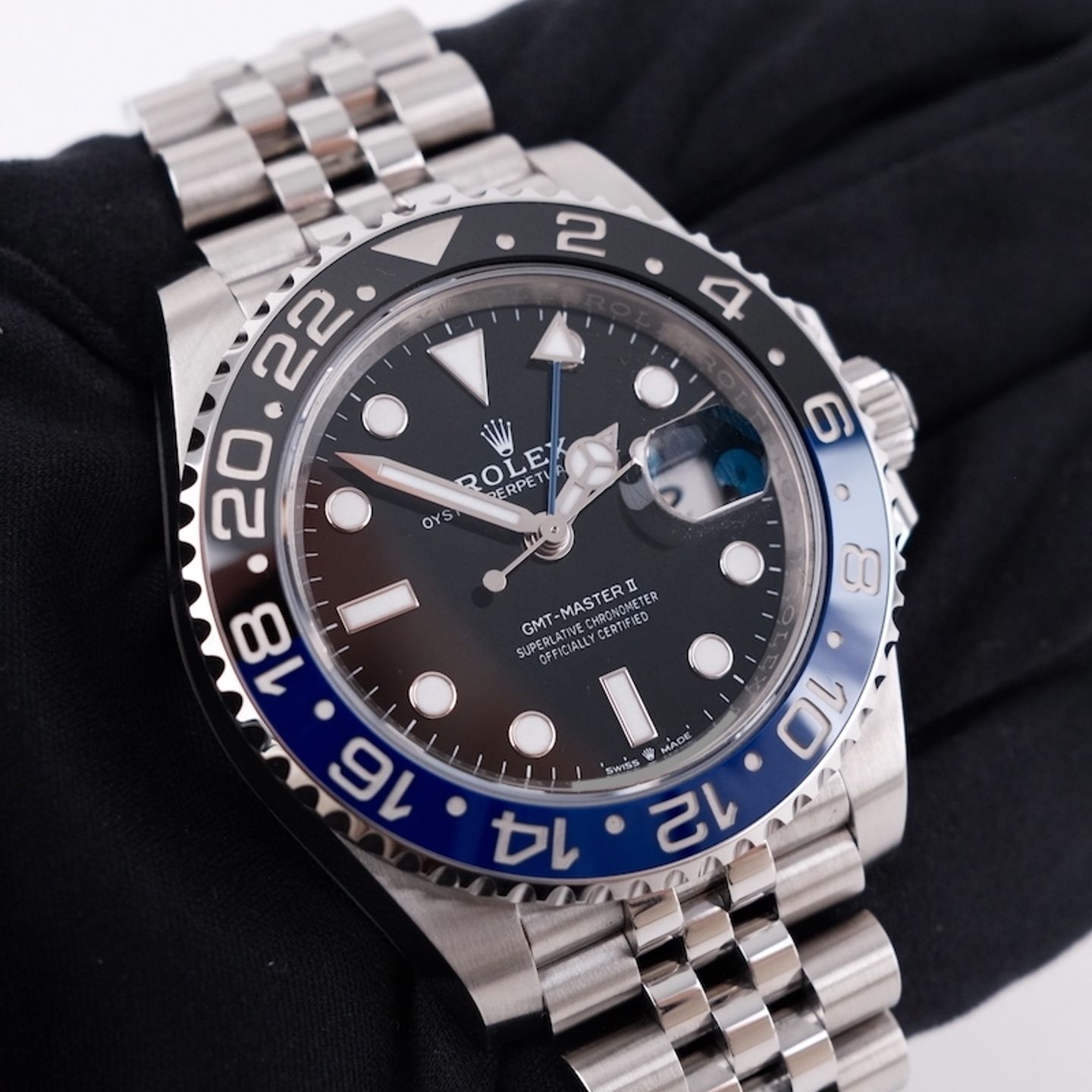 Rolex GMT-Master II 126710BLNR (2024) - Black dial 40 mm Steel case (6/8)
