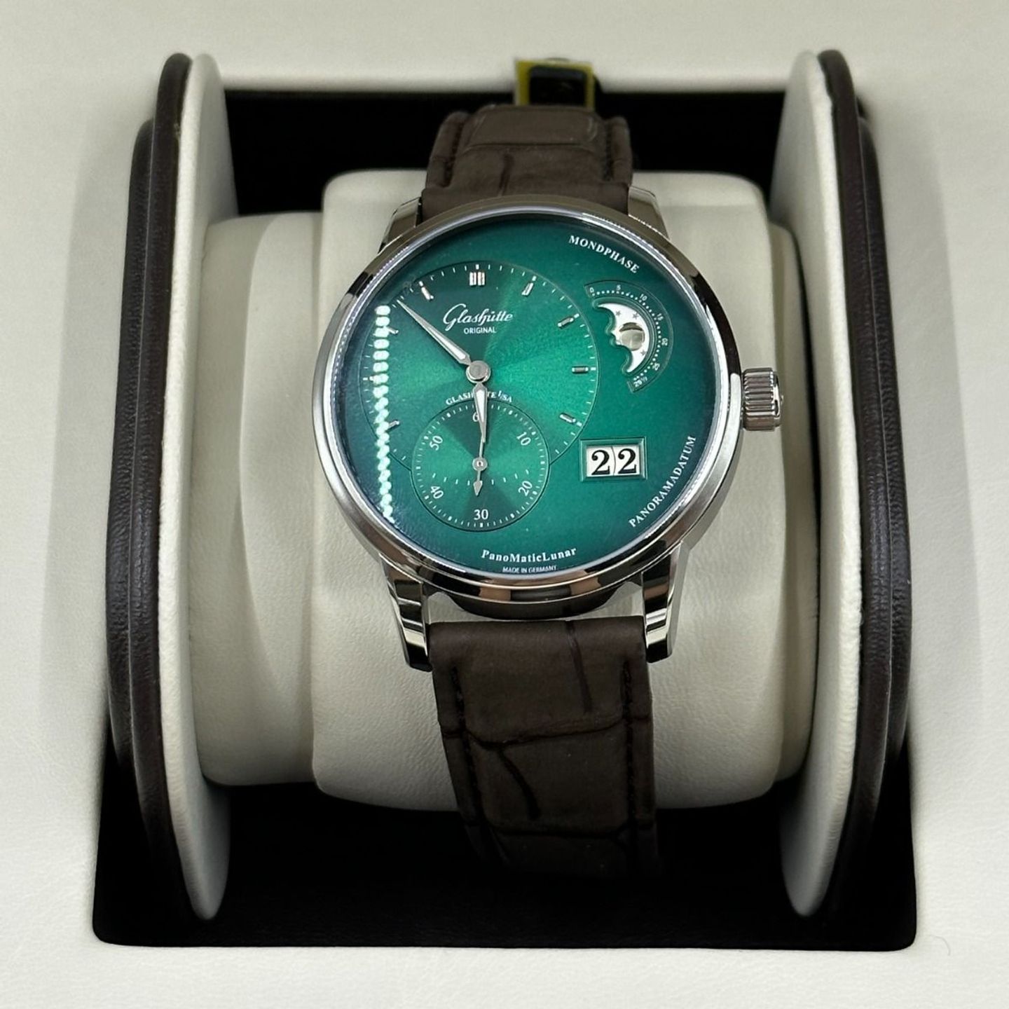 Glashütte Original PanoMaticLunar 1-90-02-13-32-62 (2024) - Groen wijzerplaat 40mm Staal (5/8)