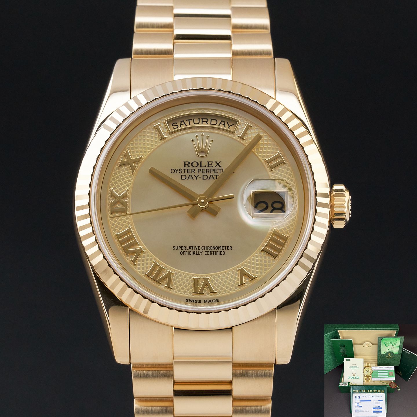 Rolex Day-Date 36 118238 (2001) - Champagne dial 36 mm Yellow Gold case (1/8)