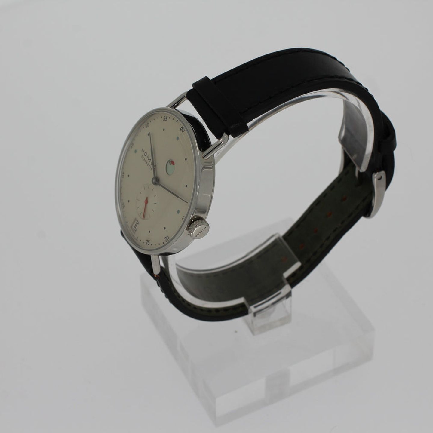 NOMOS Metro Datum Gangreserve 1101 - (2/4)