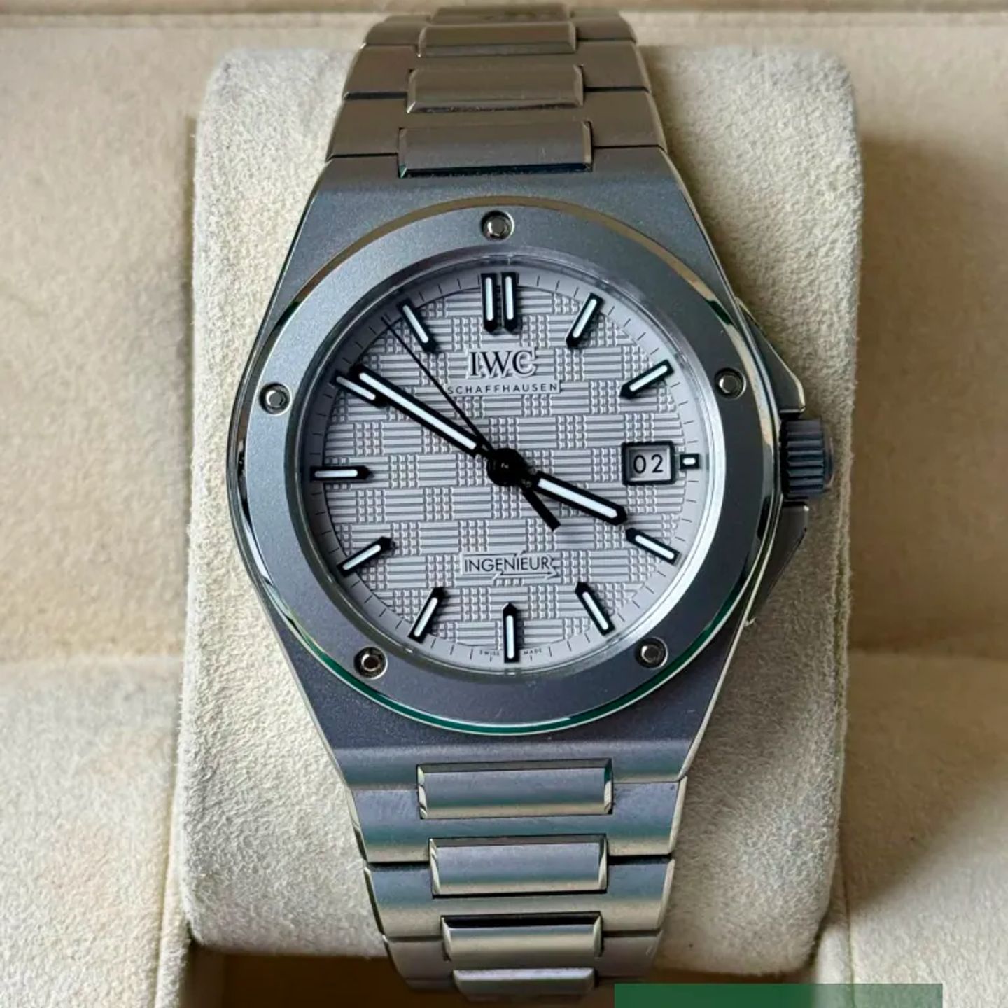 IWC Ingenieur Automatic IW328904 - (1/2)