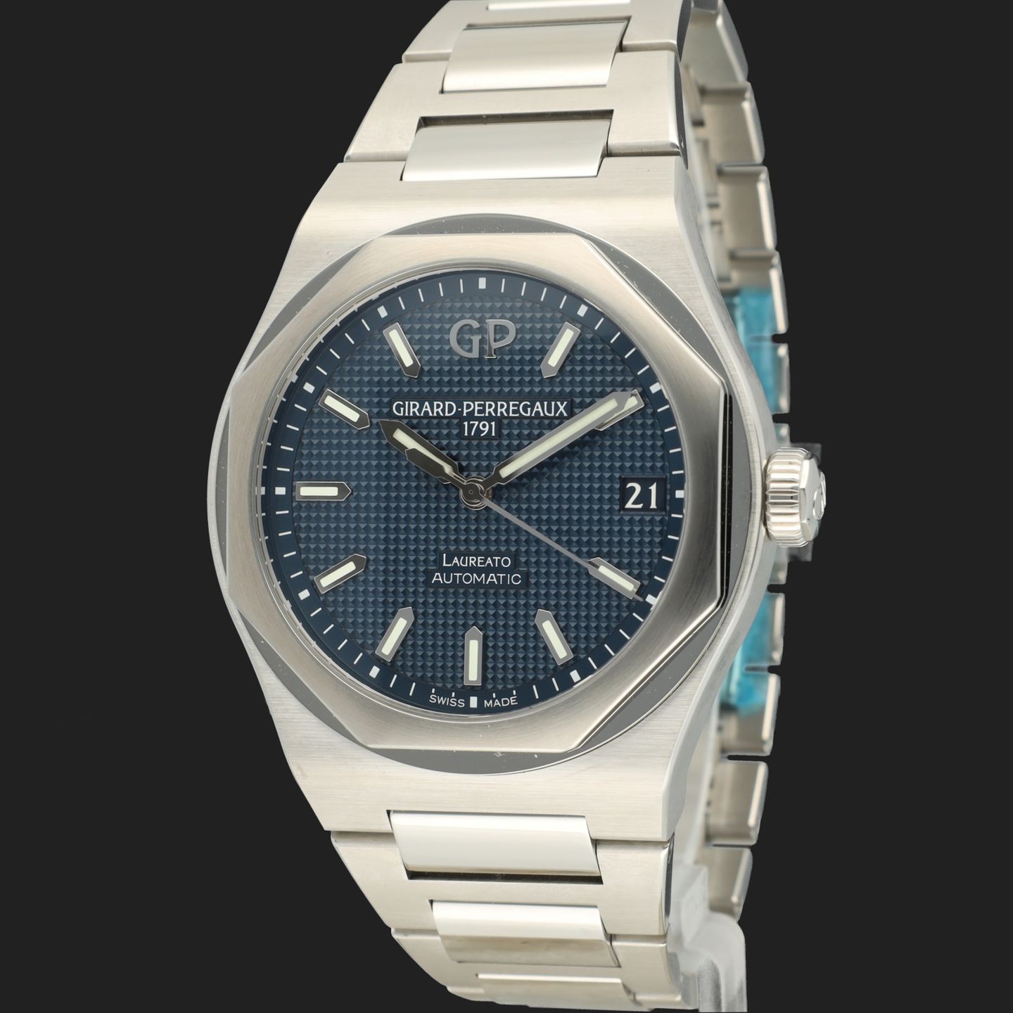 Girard-Perregaux Laureato 81010-11-431-11A - (1/8)
