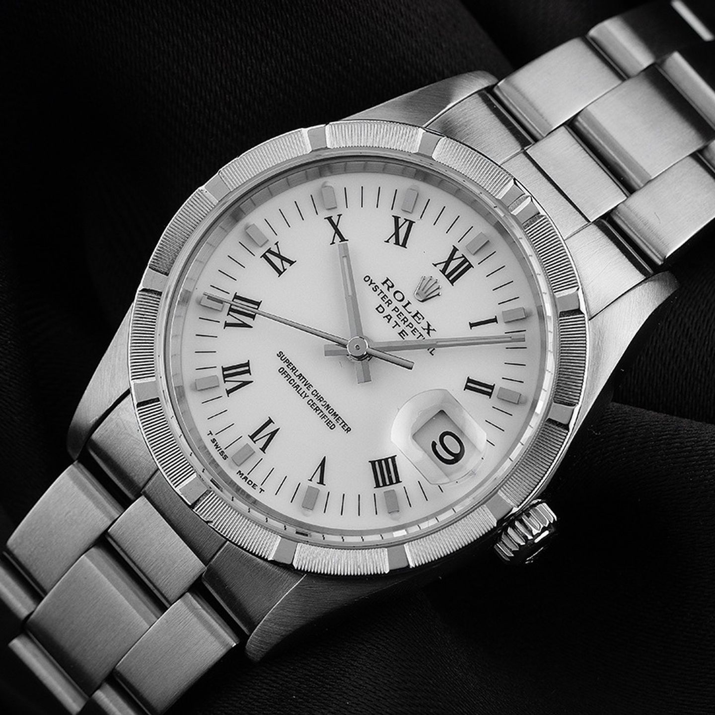 Rolex Oyster Perpetual Date 15200 - (3/8)