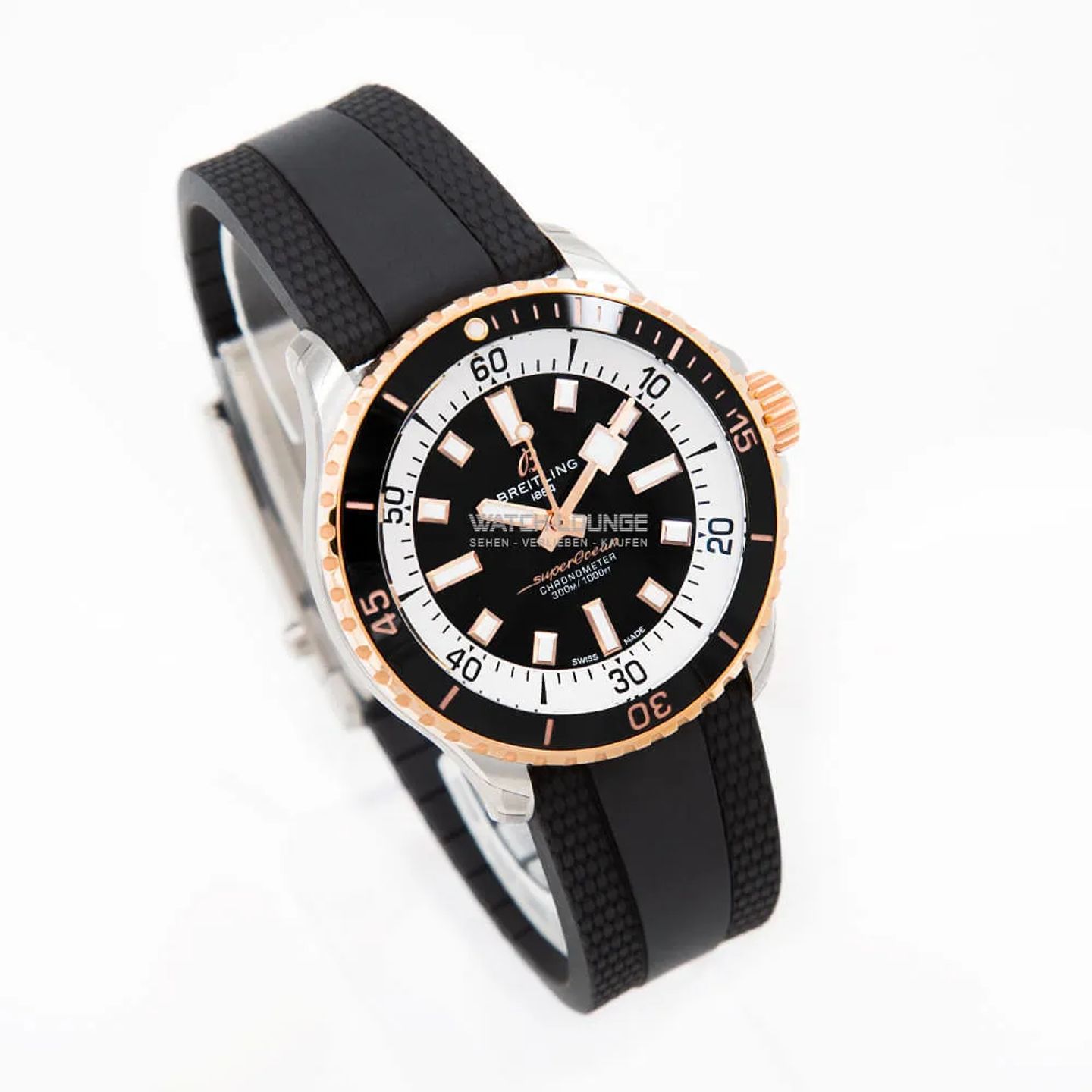 Breitling Superocean 42 U17375211B1S1 (2025) - Black dial 42 mm Steel case (4/8)