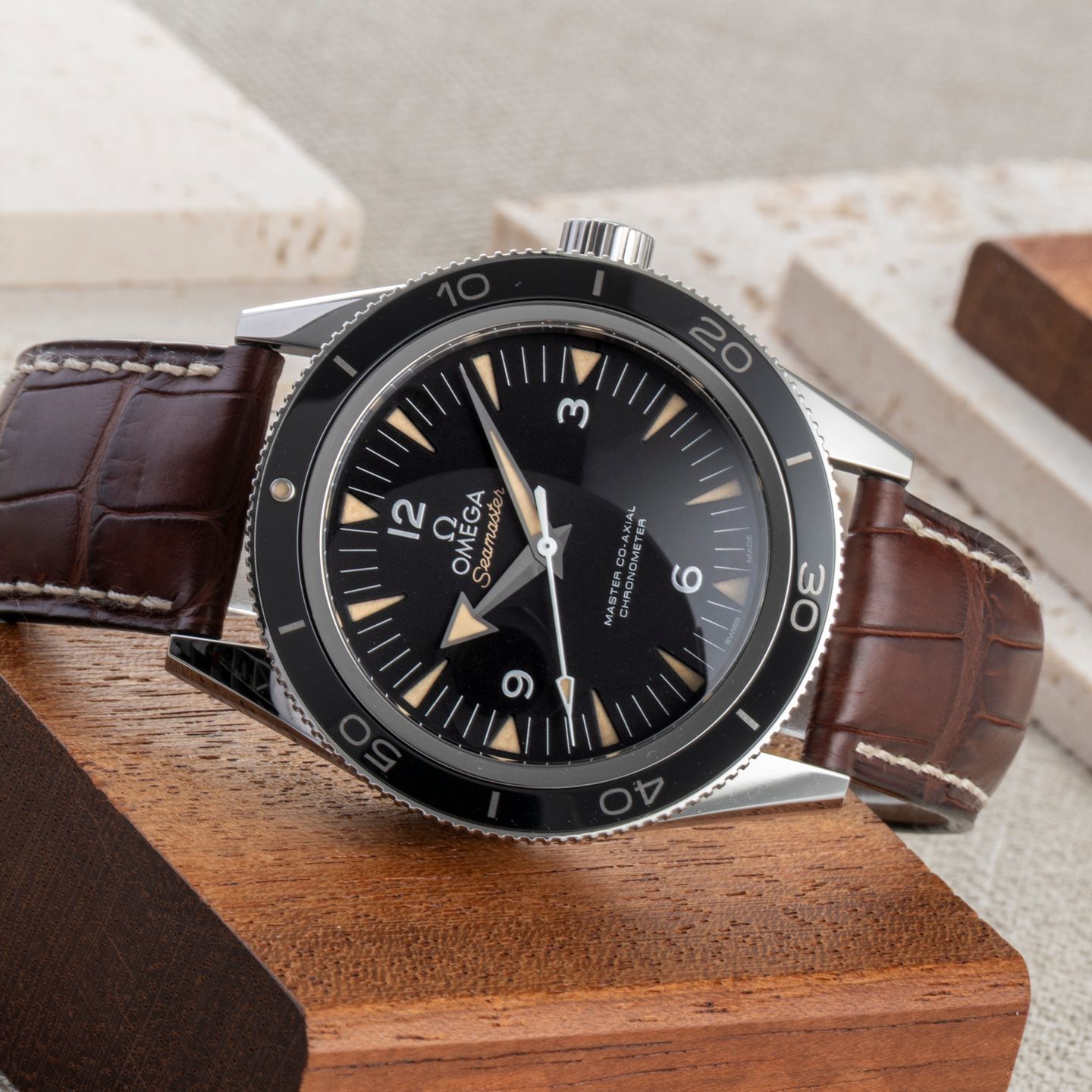 Omega Seamaster 300 233.32.41.21.01.002 (Unknown (random serial)) - Black dial 41 mm Steel case (2/8)
