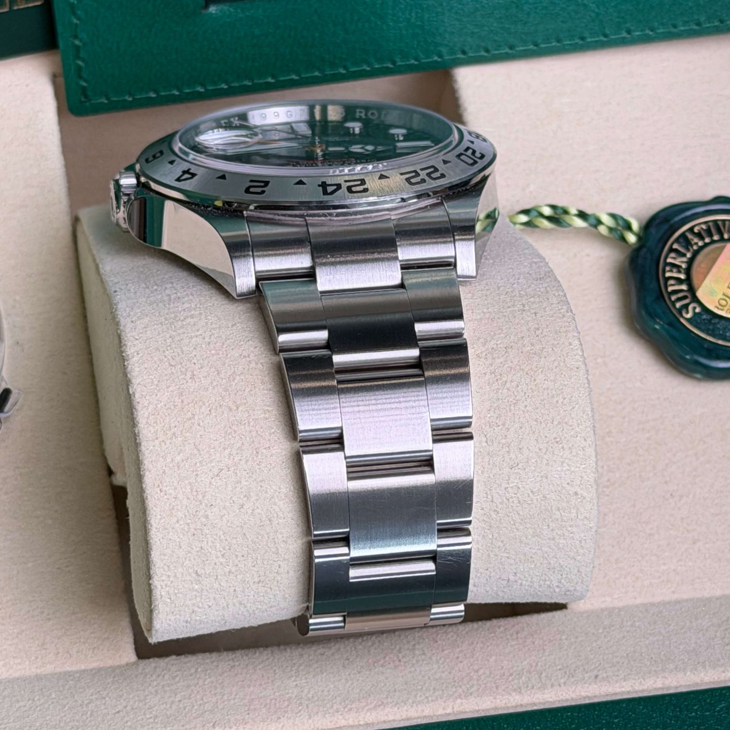 Rolex Explorer II 226570 - (6/7)