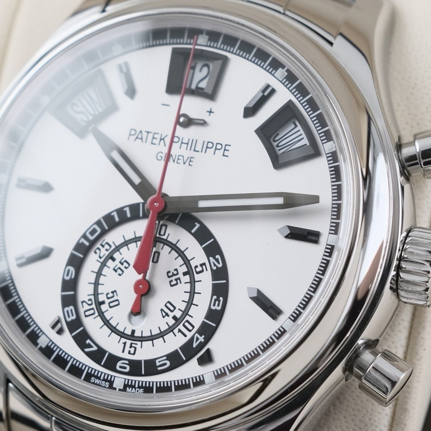 Patek Philippe Annual Calendar Chronograph 5960/1A-001 (2017) - Zilver wijzerplaat 41mm Staal (5/8)
