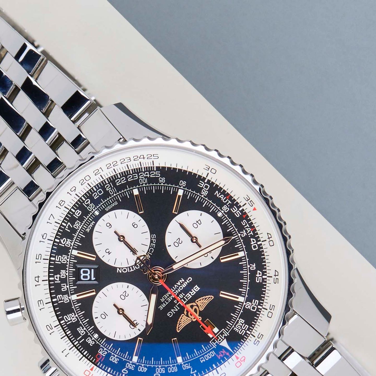 Breitling Navitimer 01 AB0121 - (4/8)
