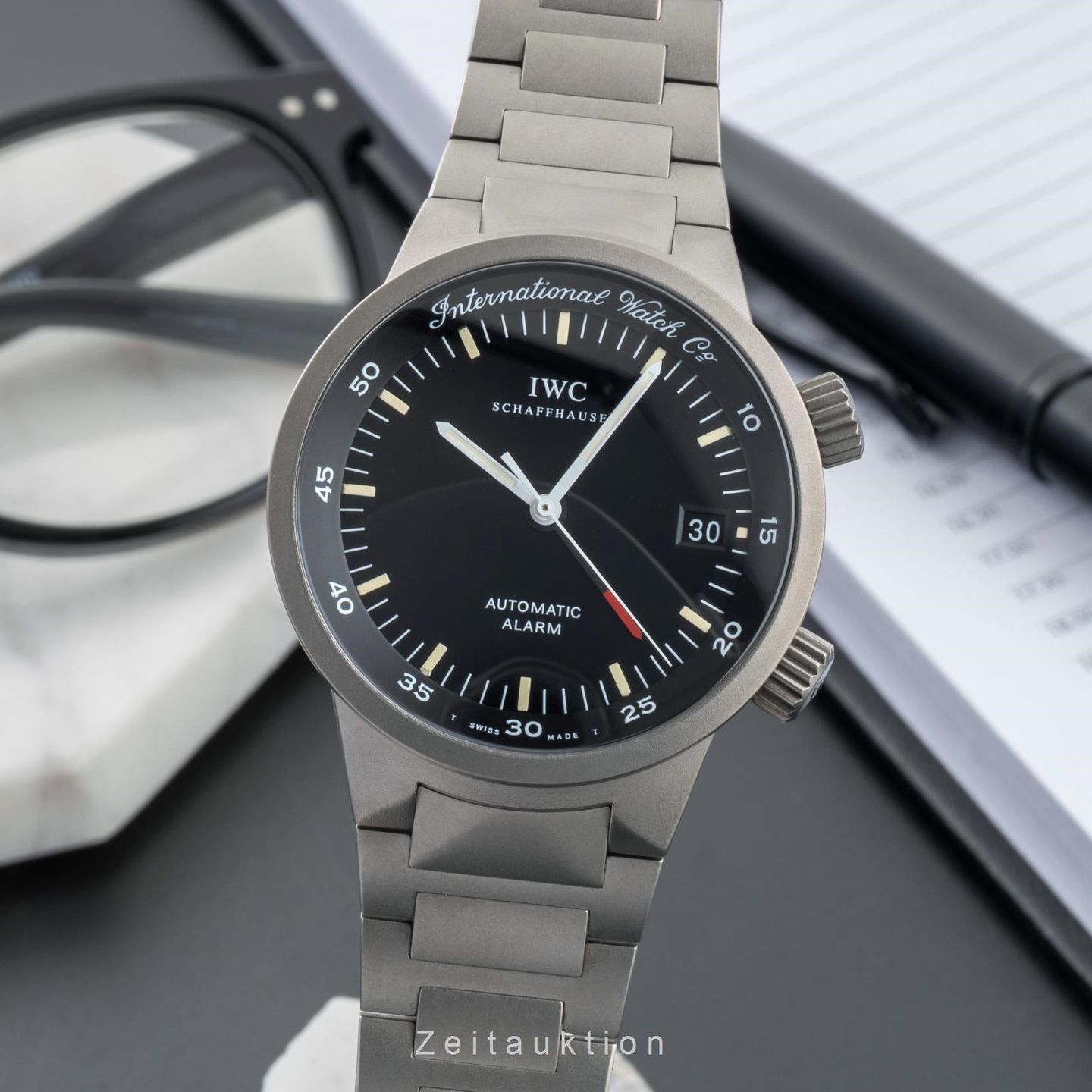 IWC GST IW353701 (1995) - Zwart wijzerplaat 40mm Titanium (1/8)