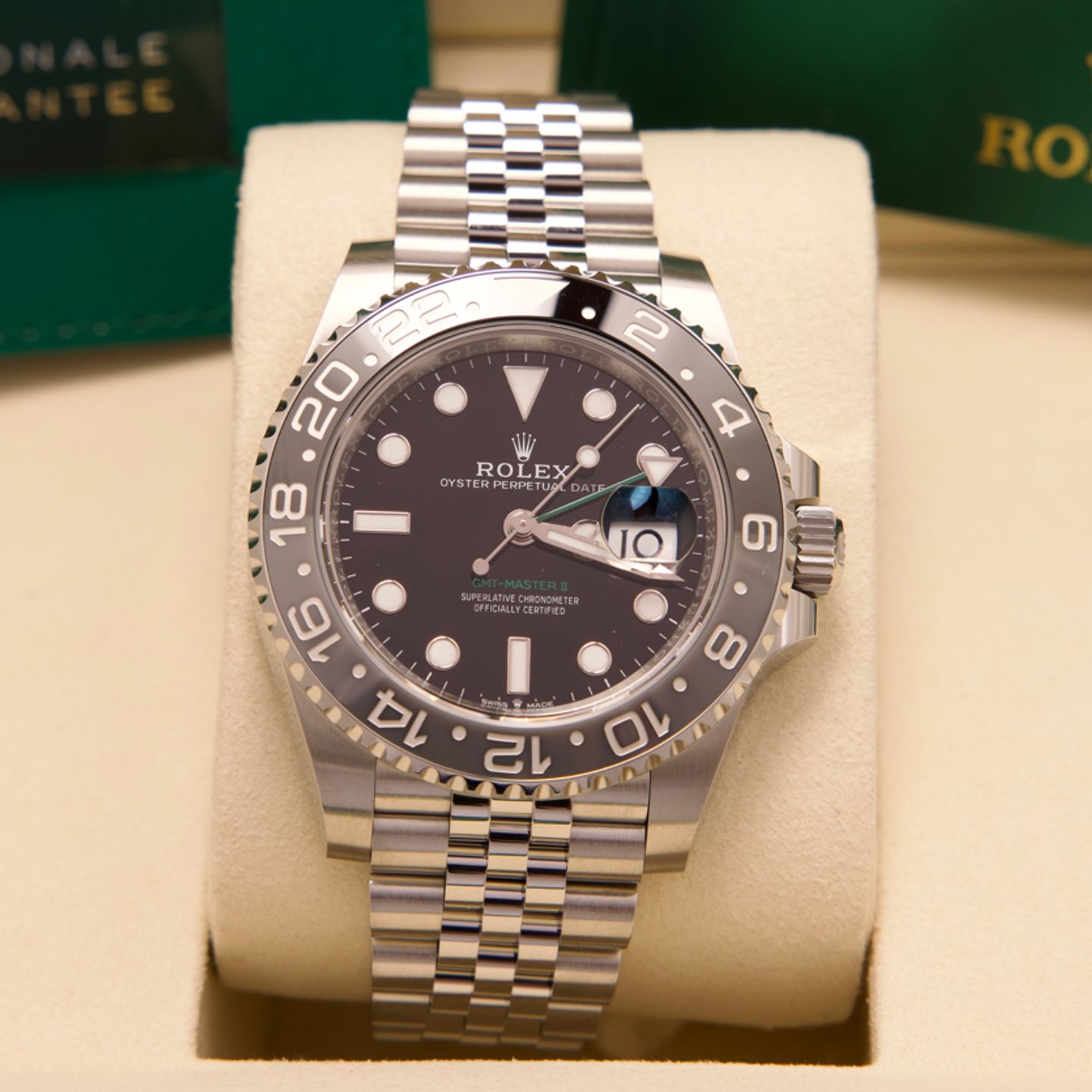 Rolex GMT-Master II 126710GRNR - (1/6)