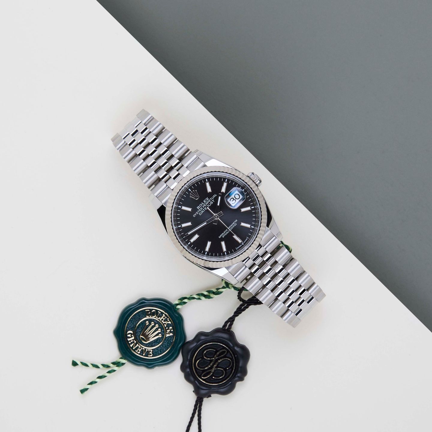 Rolex Datejust 36 126234 (2026) - Black dial 36 mm Steel case (2/8)