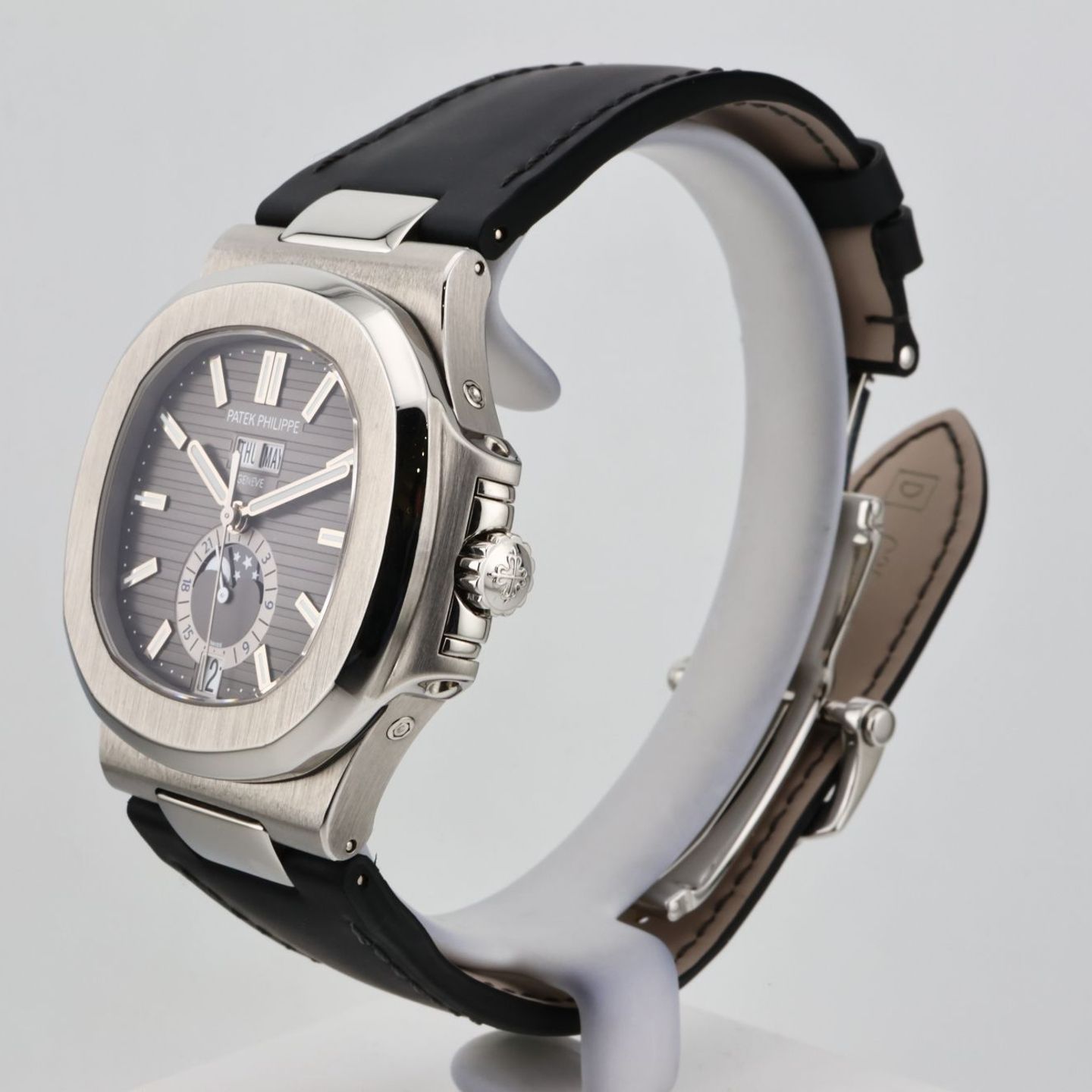Patek Philippe Nautilus 5726A-001 - (2/8)