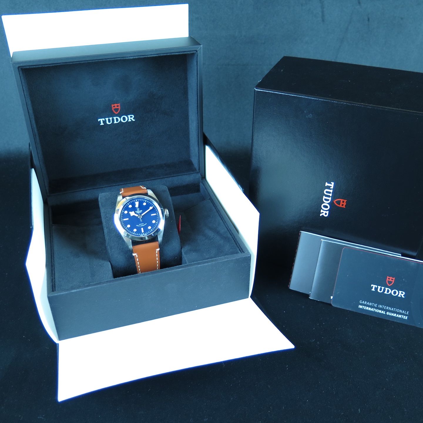 Tudor Black Bay 41 79540 (2024) - Blauw wijzerplaat 41mm Staal (8/8)