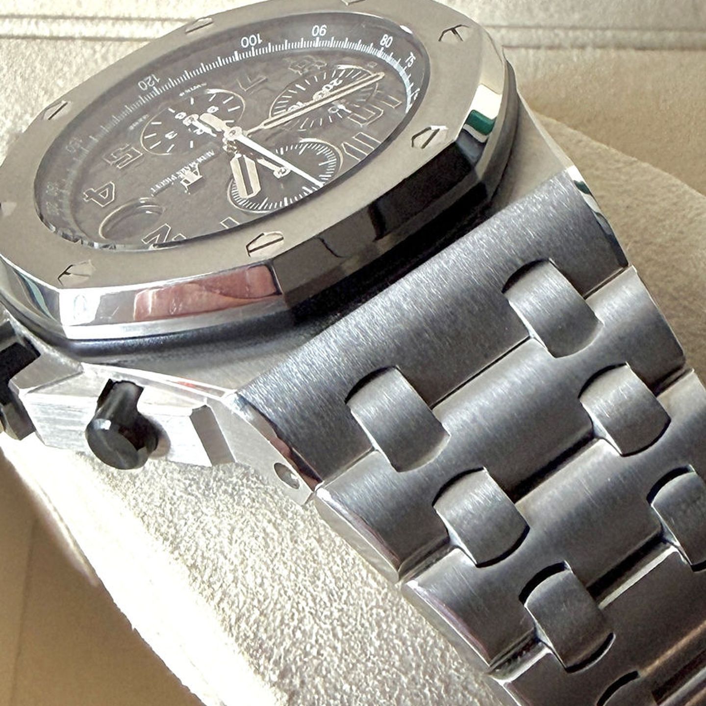 Audemars Piguet Royal Oak Offshore Chronograph 26470ST.OO.A104CR.01 - (4/6)