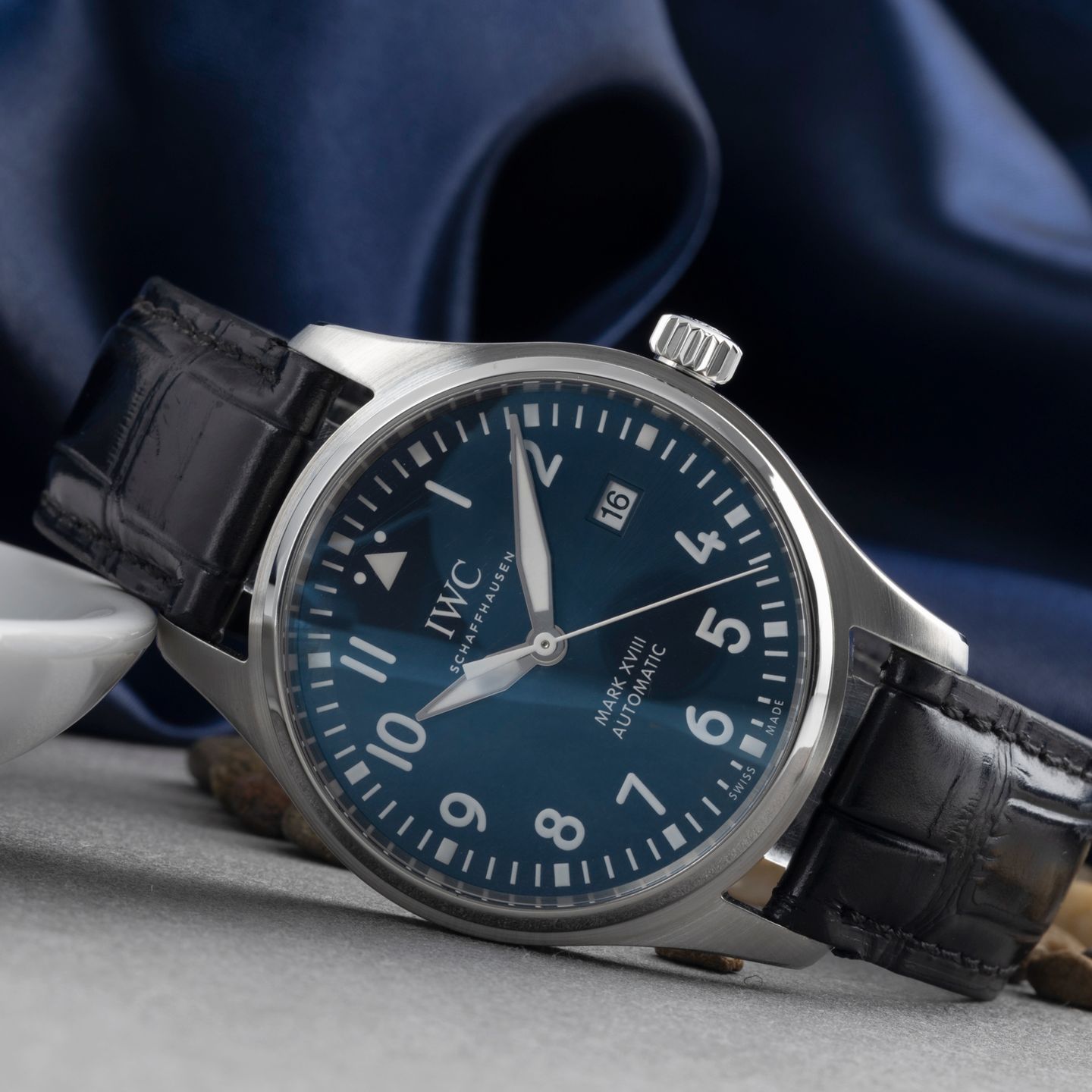 IWC Pilot Mark IW327010 (Onbekend (willekeurig serienummer)) - Blauw wijzerplaat 40mm Staal (2/8)