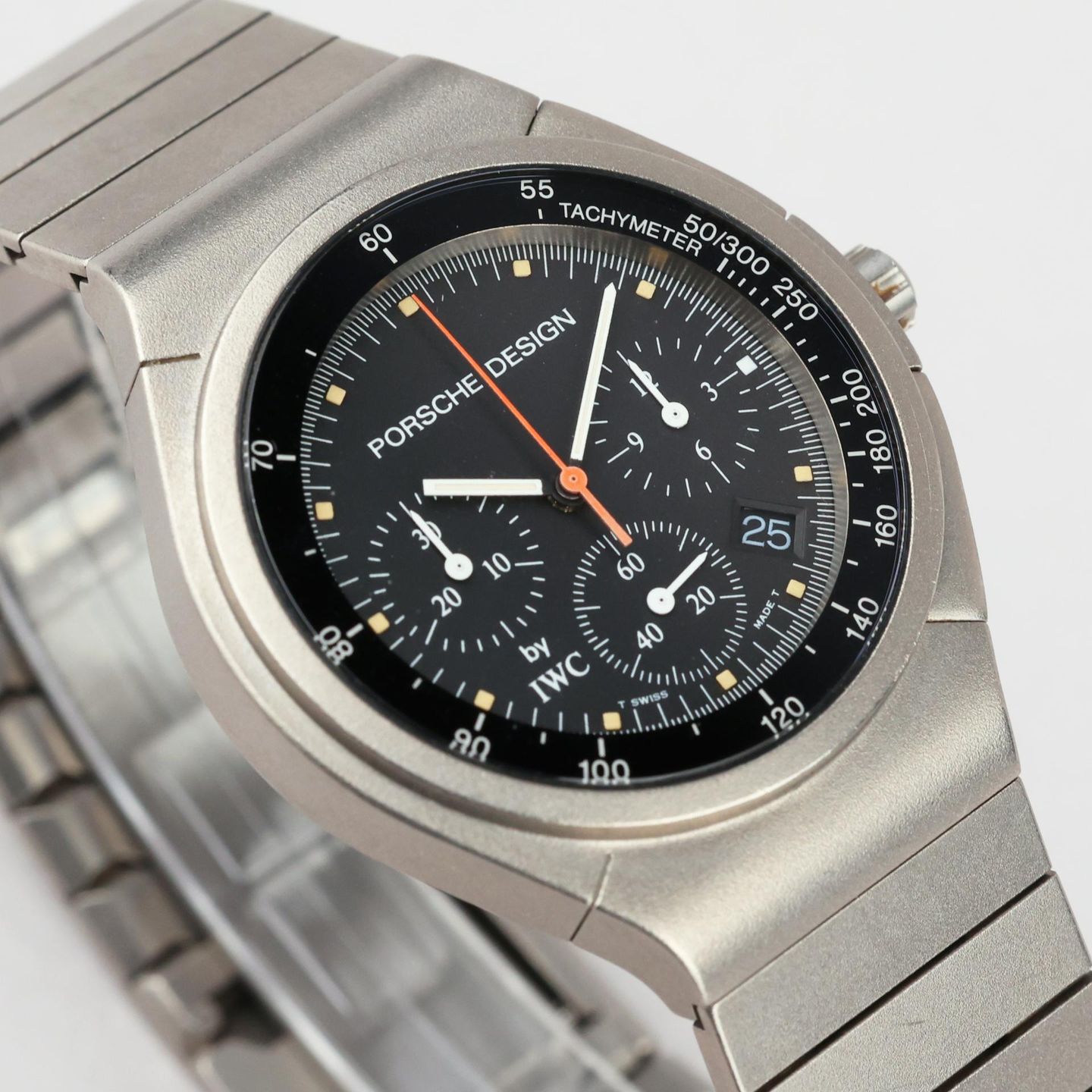 IWC Porsche Design IW3732 (Onbekend (willekeurig serienummer)) - 36mm Titanium (3/7)