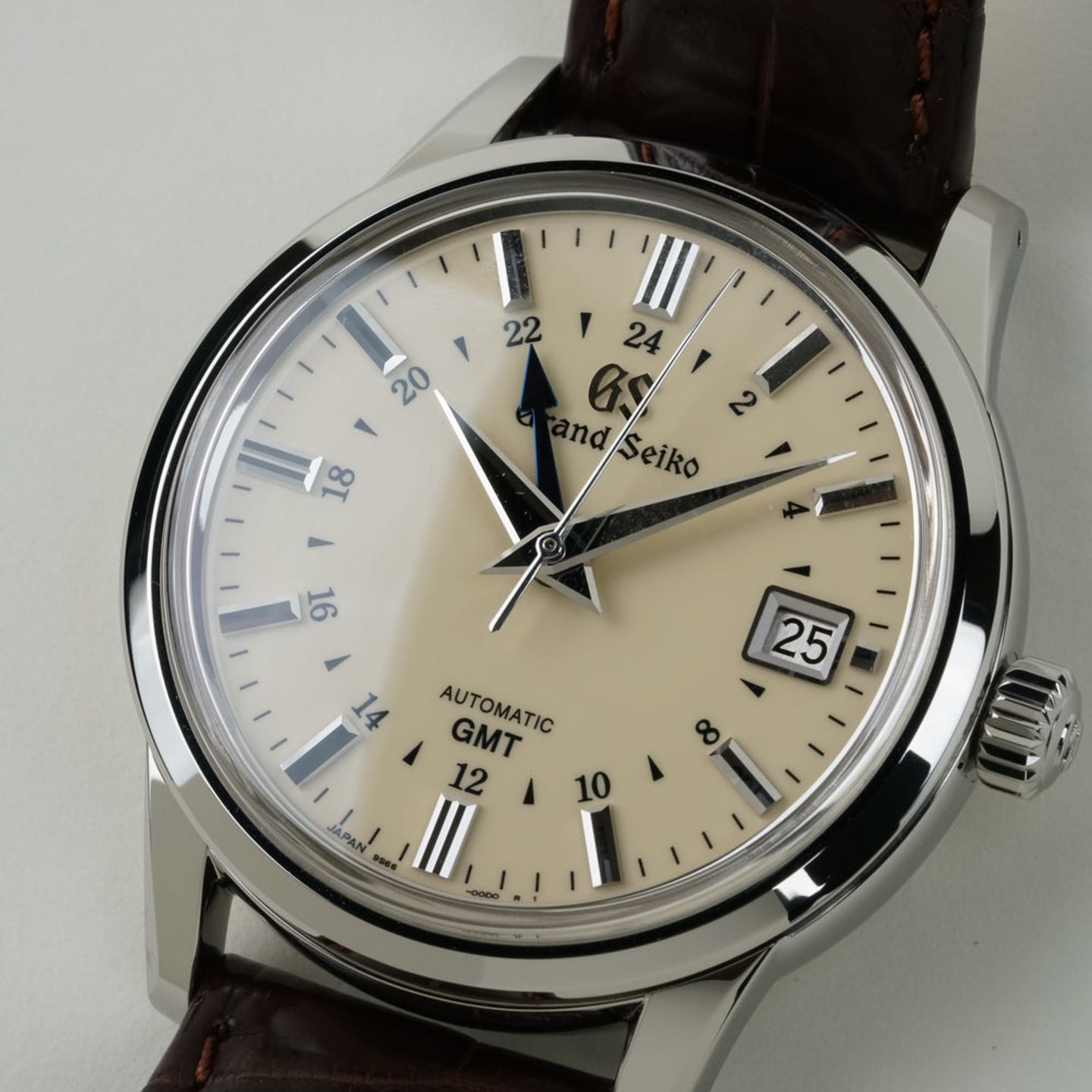 Grand Seiko Elegance Collection SBGM221 - (4/8)