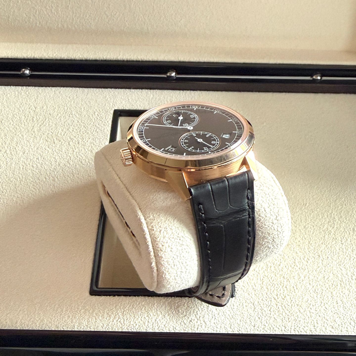 Patek Philippe Annual Calendar 5235/50R-001 - (6/7)