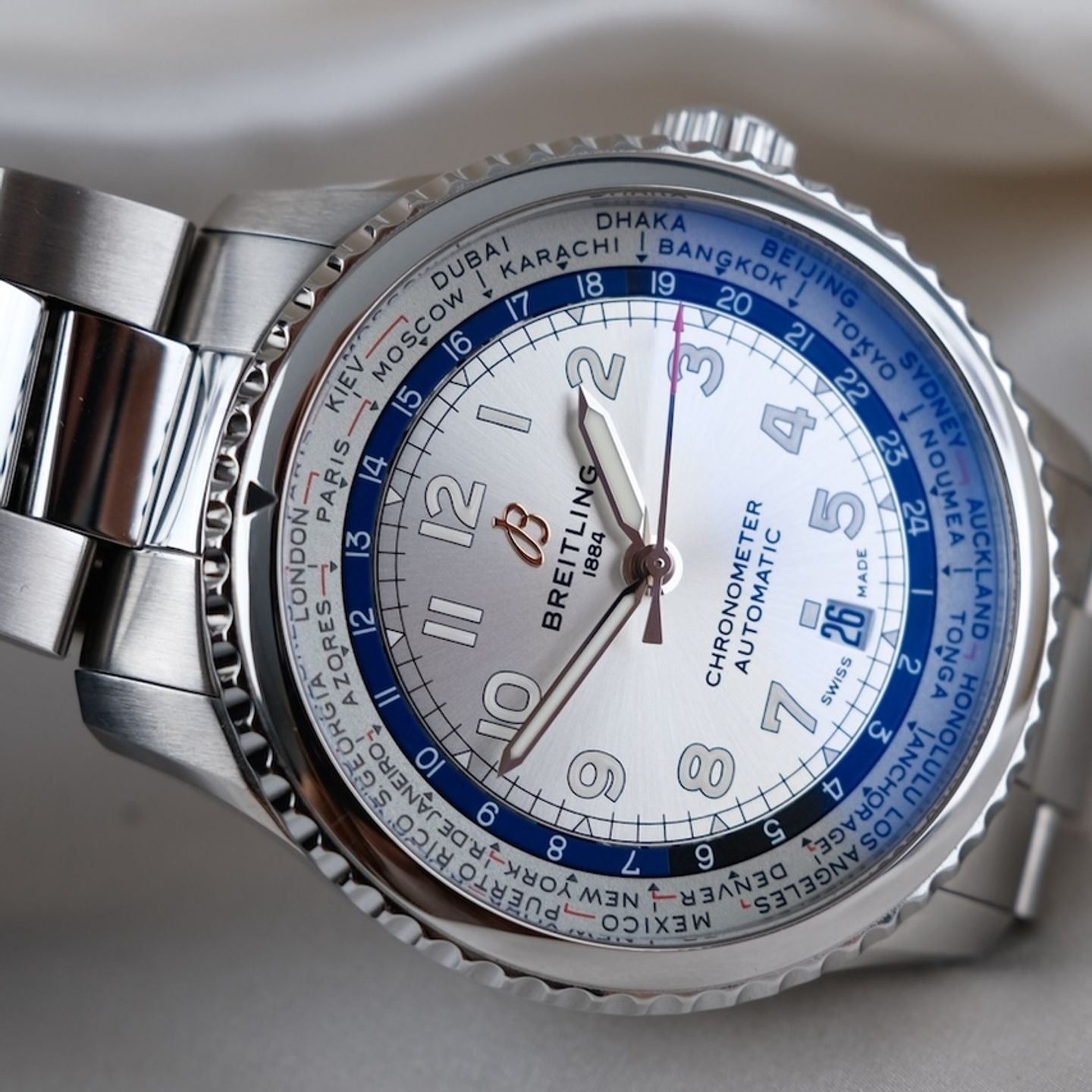 Breitling Aviator 8 AB3521 - (1/8)