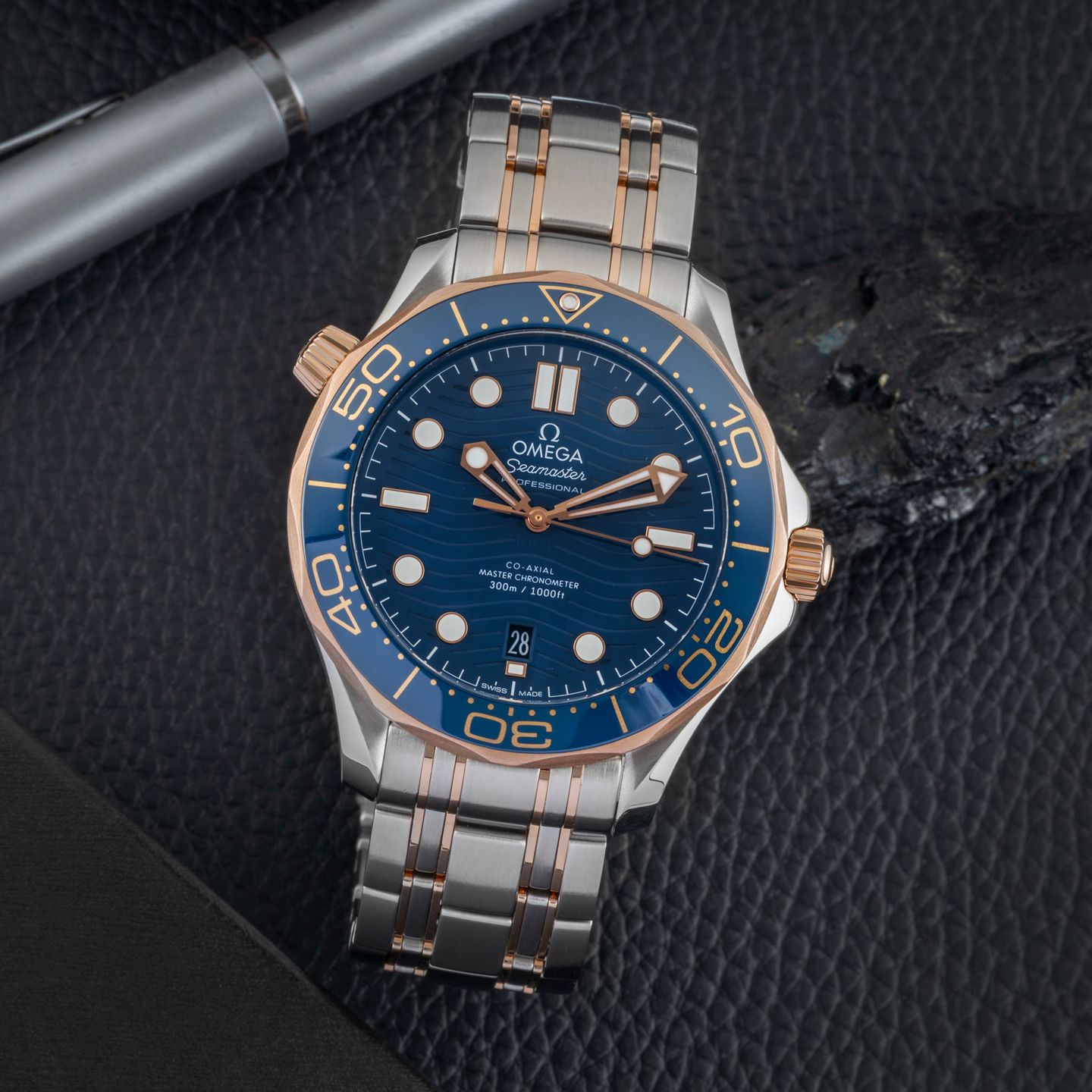 Omega Seamaster Diver 300 M 210.20.42.20.03.002 (Unknown (random serial)) - Blue dial 42 mm Steel case (1/8)