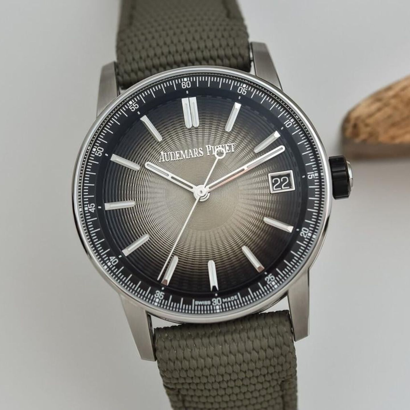 Audemars Piguet CODE 11.59 15210QT.OO.A064KB.01 - (2/12)