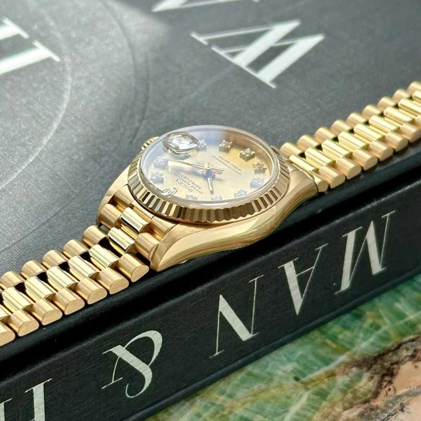 Rolex Lady-Datejust 69178G (1988) - Gold dial 26 mm Yellow Gold case (6/8)