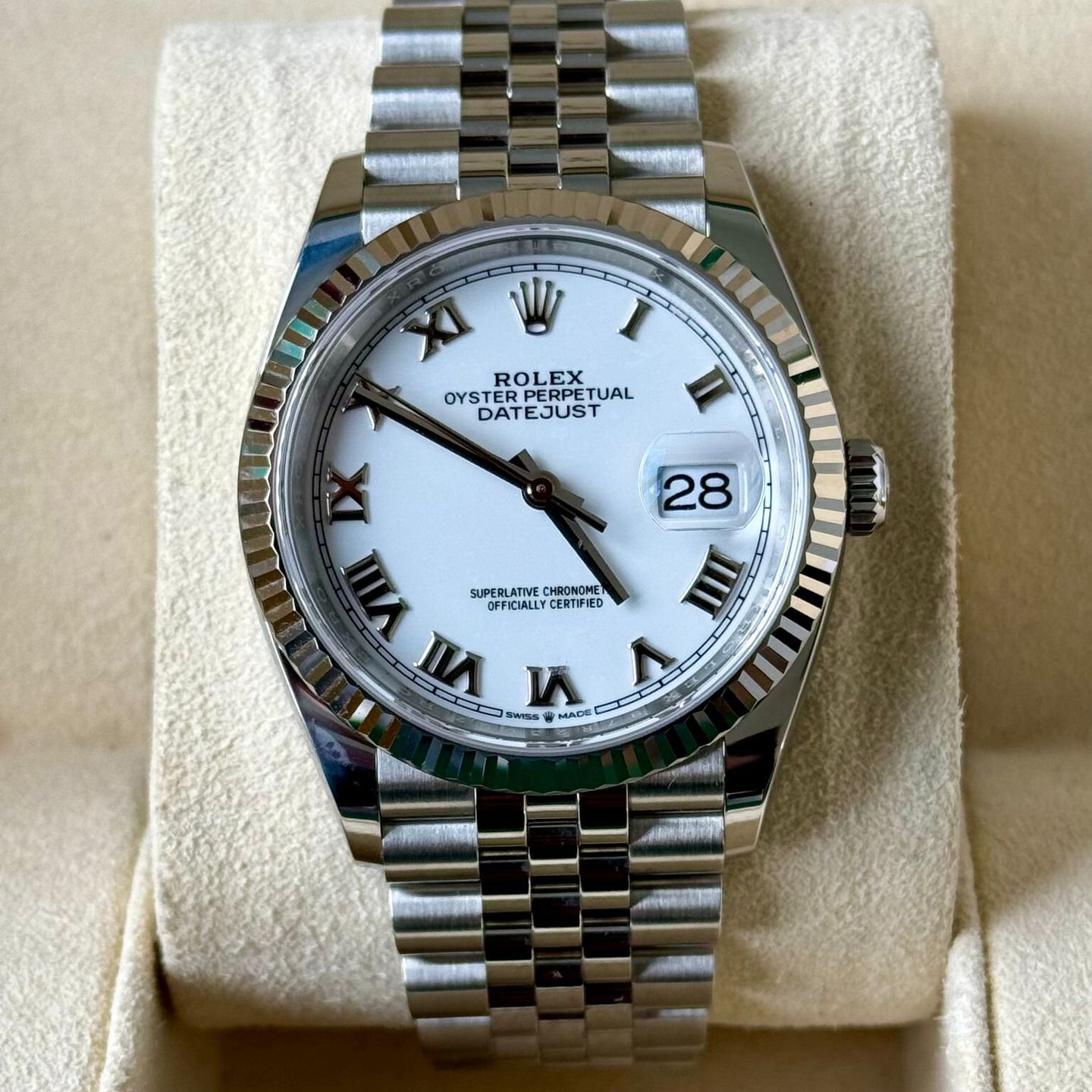 Rolex Datejust 36 126234 (2023) - White dial 36 mm Steel case (2/7)