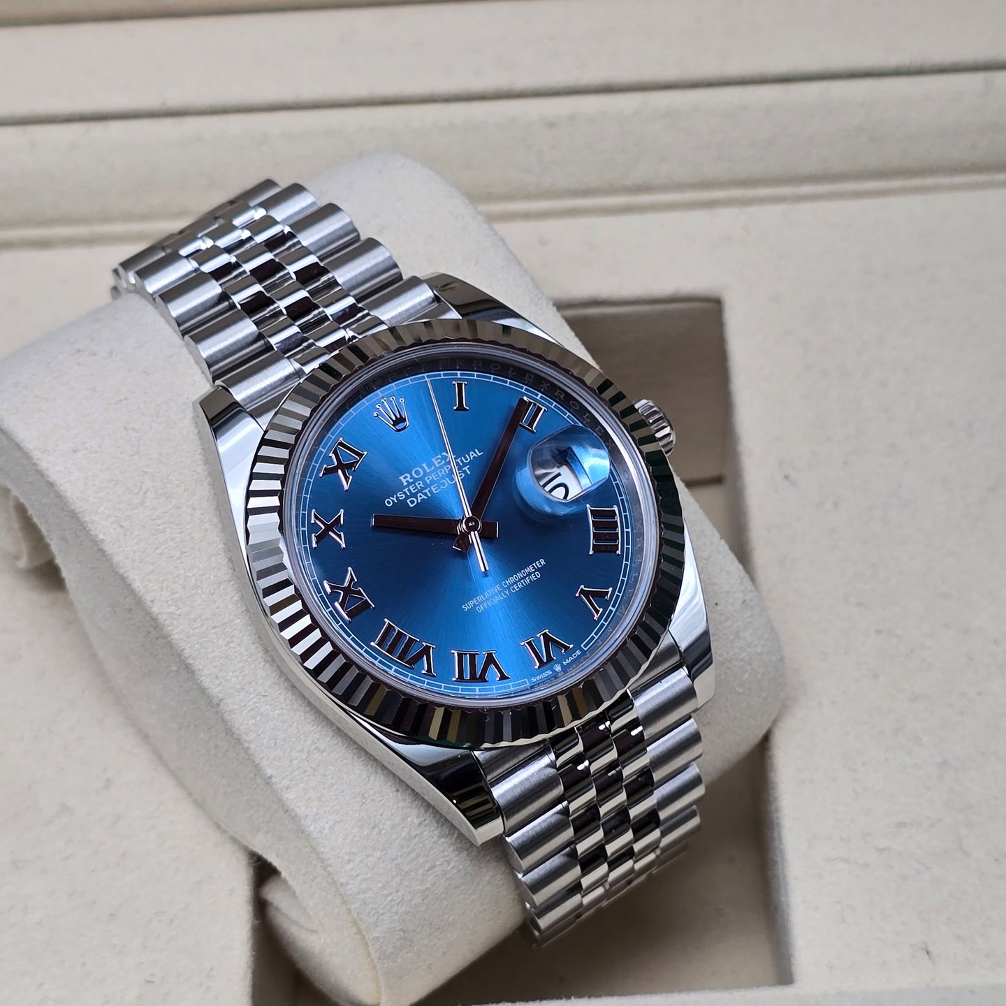 Rolex Datejust 41 126334 (2024) - Blue dial 41 mm Steel case (3/8)