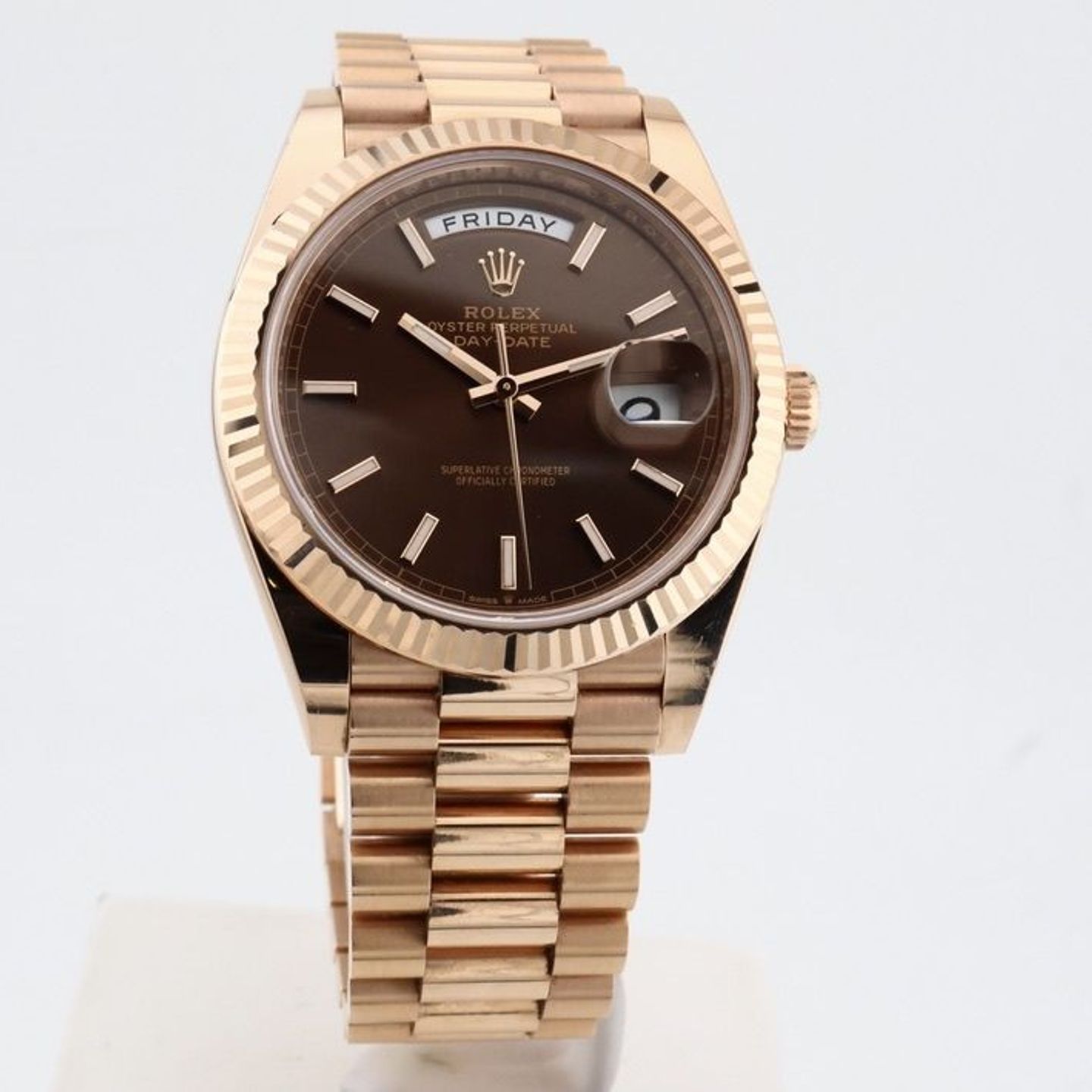 Rolex Day-Date 40 228235 (2023) - Brown dial 40 mm Rose Gold case (1/8)