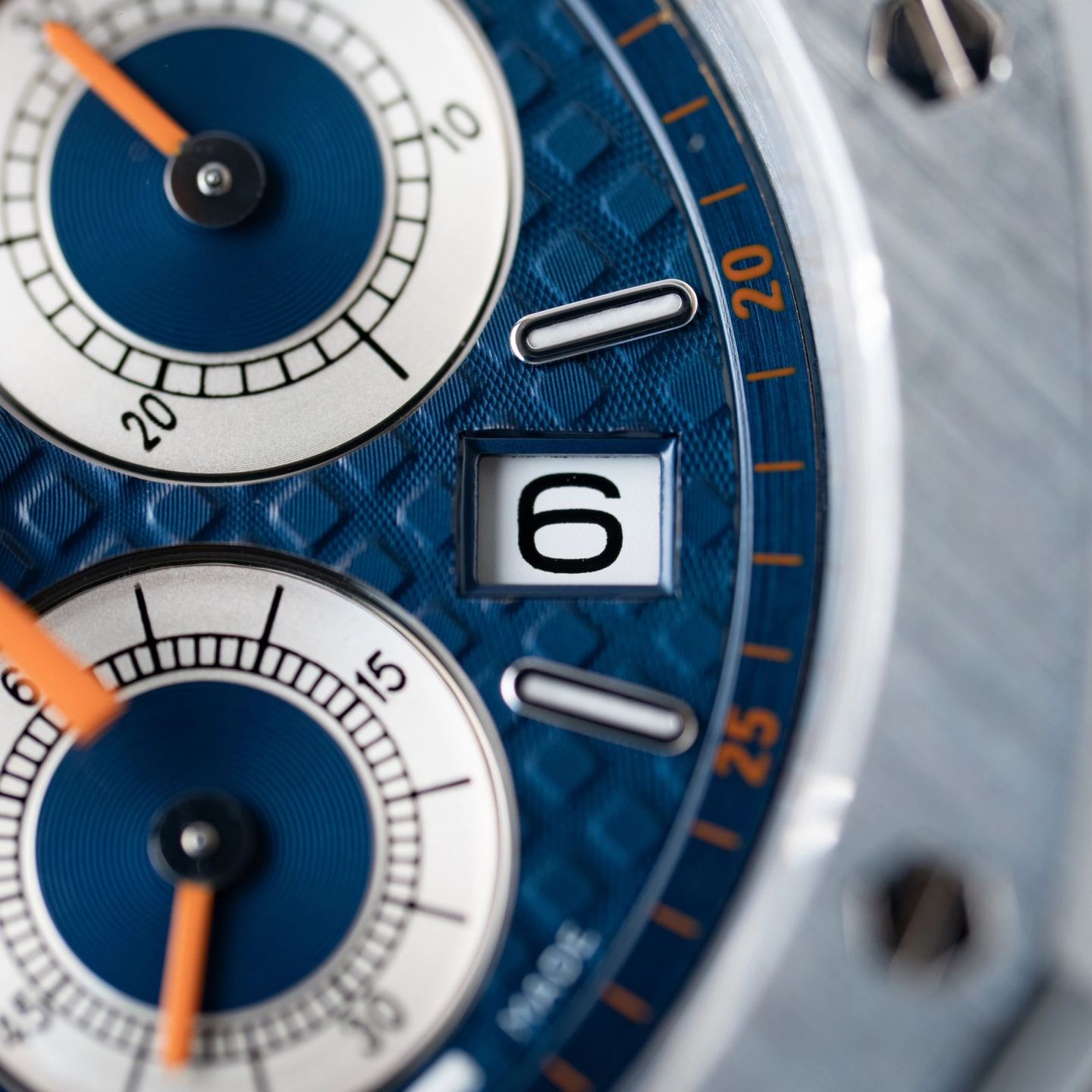 Audemars Piguet Royal Oak Chronograph 26300ST.OO.1110ST.07 (2011) - Blauw wijzerplaat 39mm Staal (3/8)