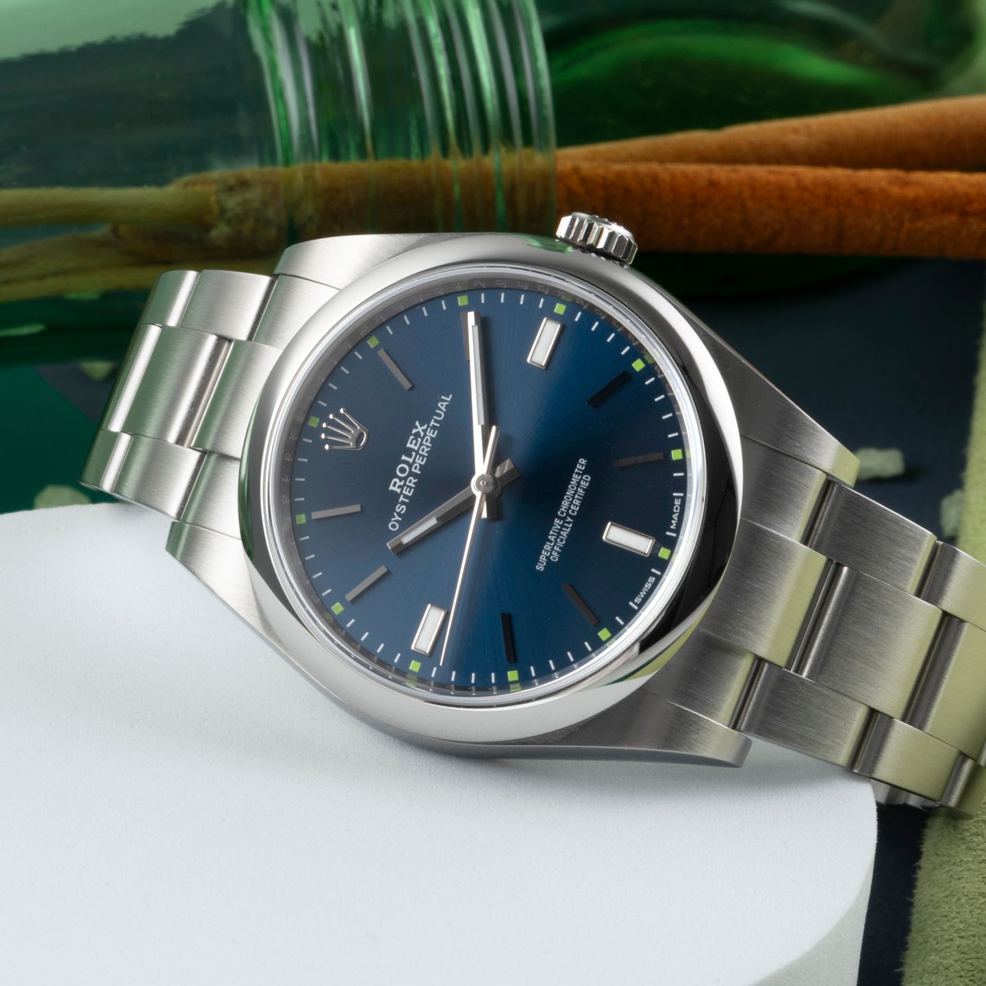 Rolex Oyster Perpetual 39 114300 - (2/8)