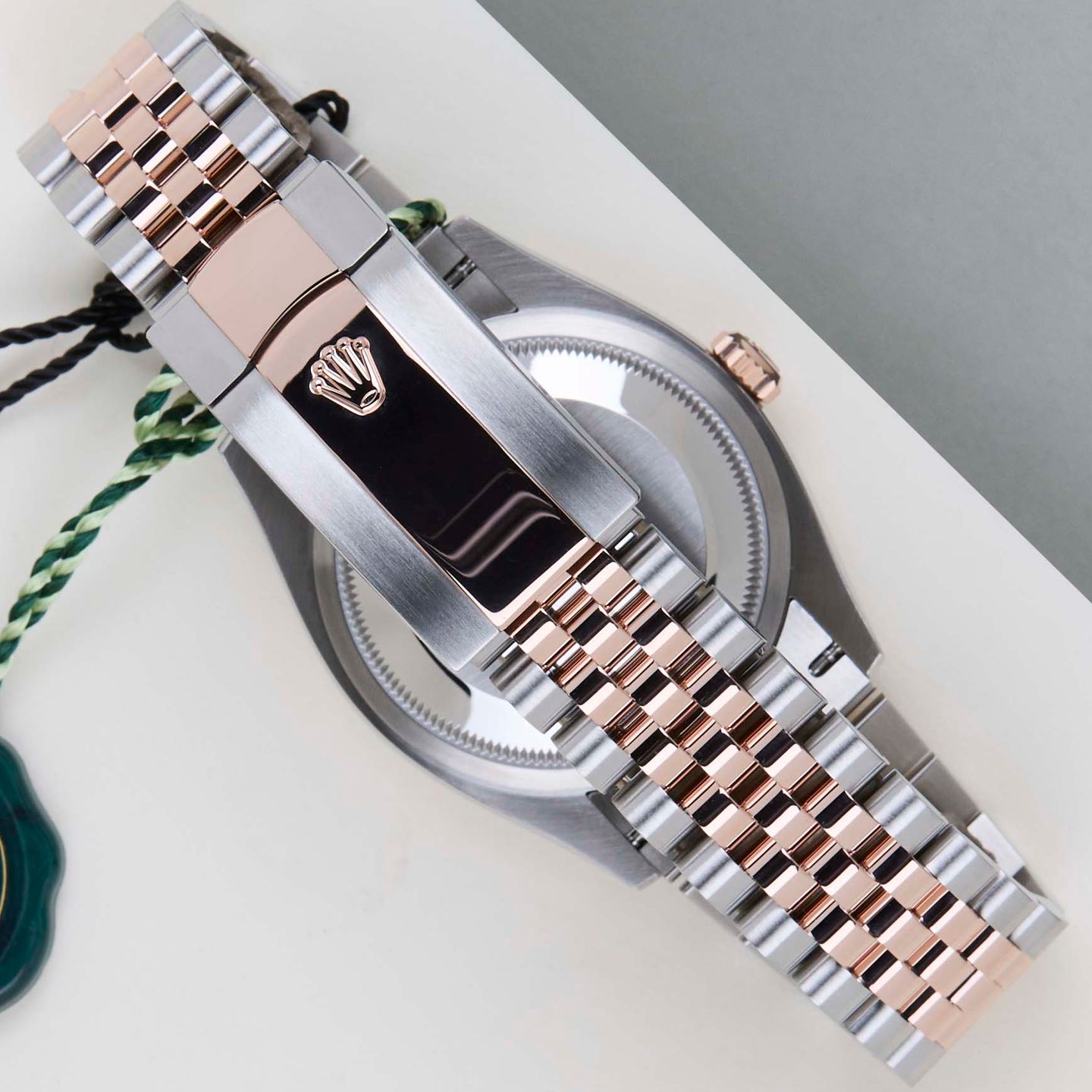 Rolex Datejust 36 126231 (2024) - Bruin wijzerplaat 36mm Goud/Staal (6/8)