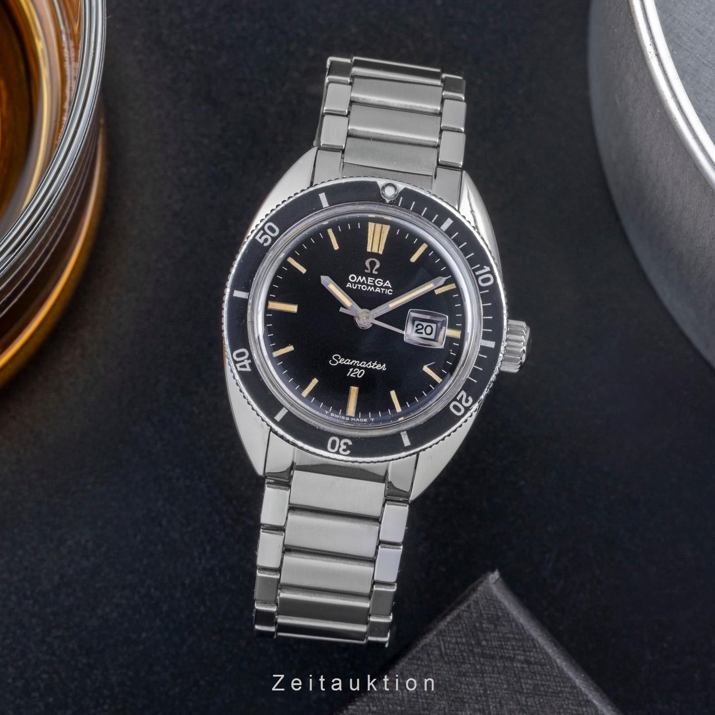 Omega Seamaster 566.0007 (Unknown (random serial)) - Black dial 31 mm Steel case (3/8)