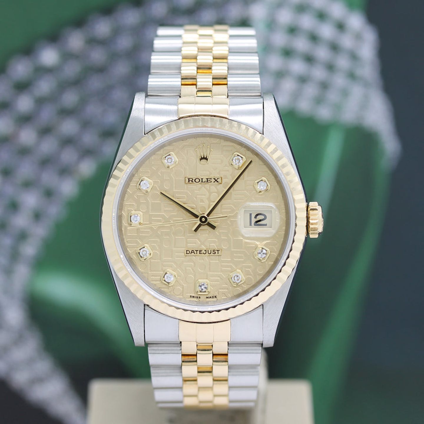 Rolex Datejust 36 16233 (1996) - Champagne dial 36 mm Gold/Steel case (4/8)