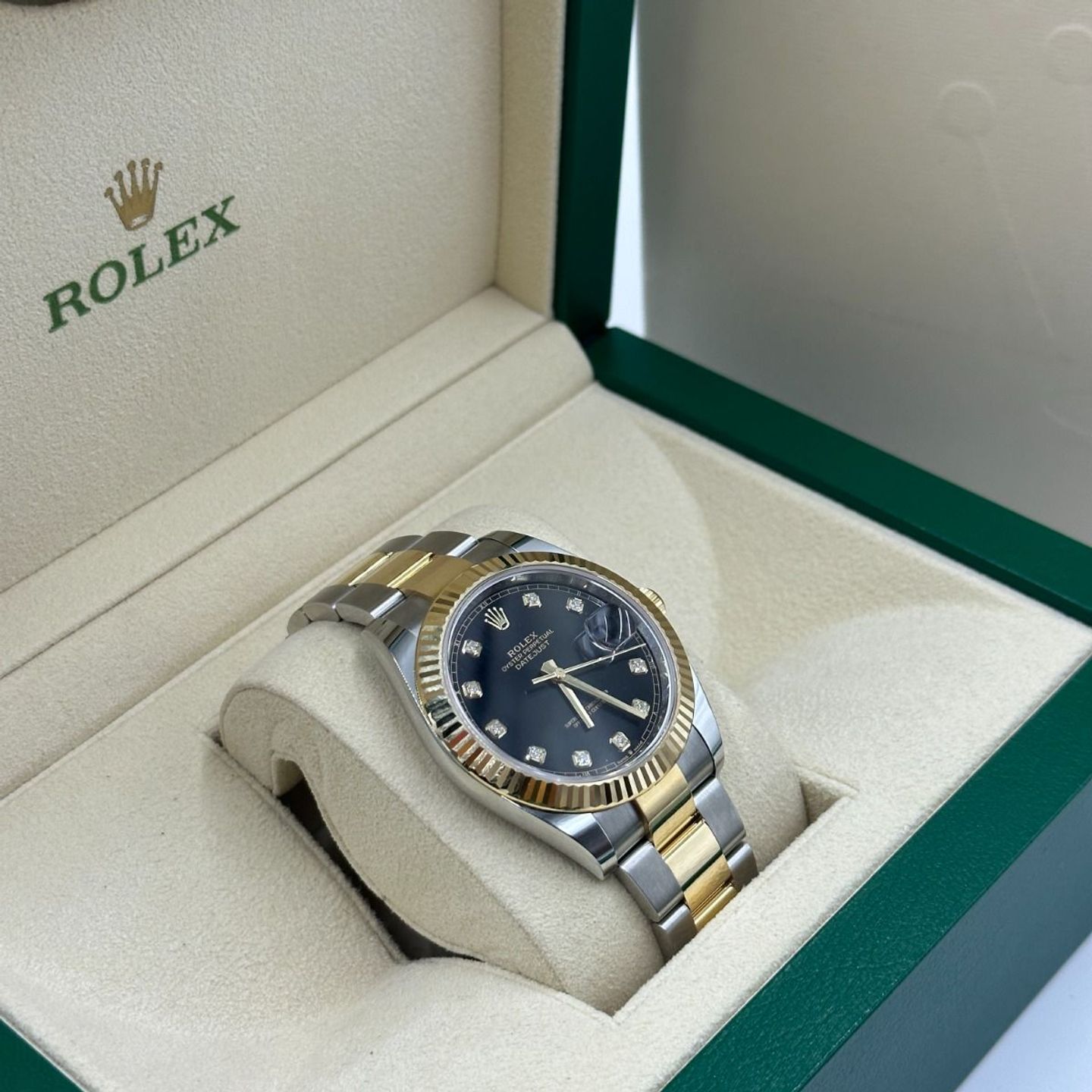 Rolex Datejust 41 126333 (Unknown (random serial)) - Black dial 41 mm Gold/Steel case (3/8)