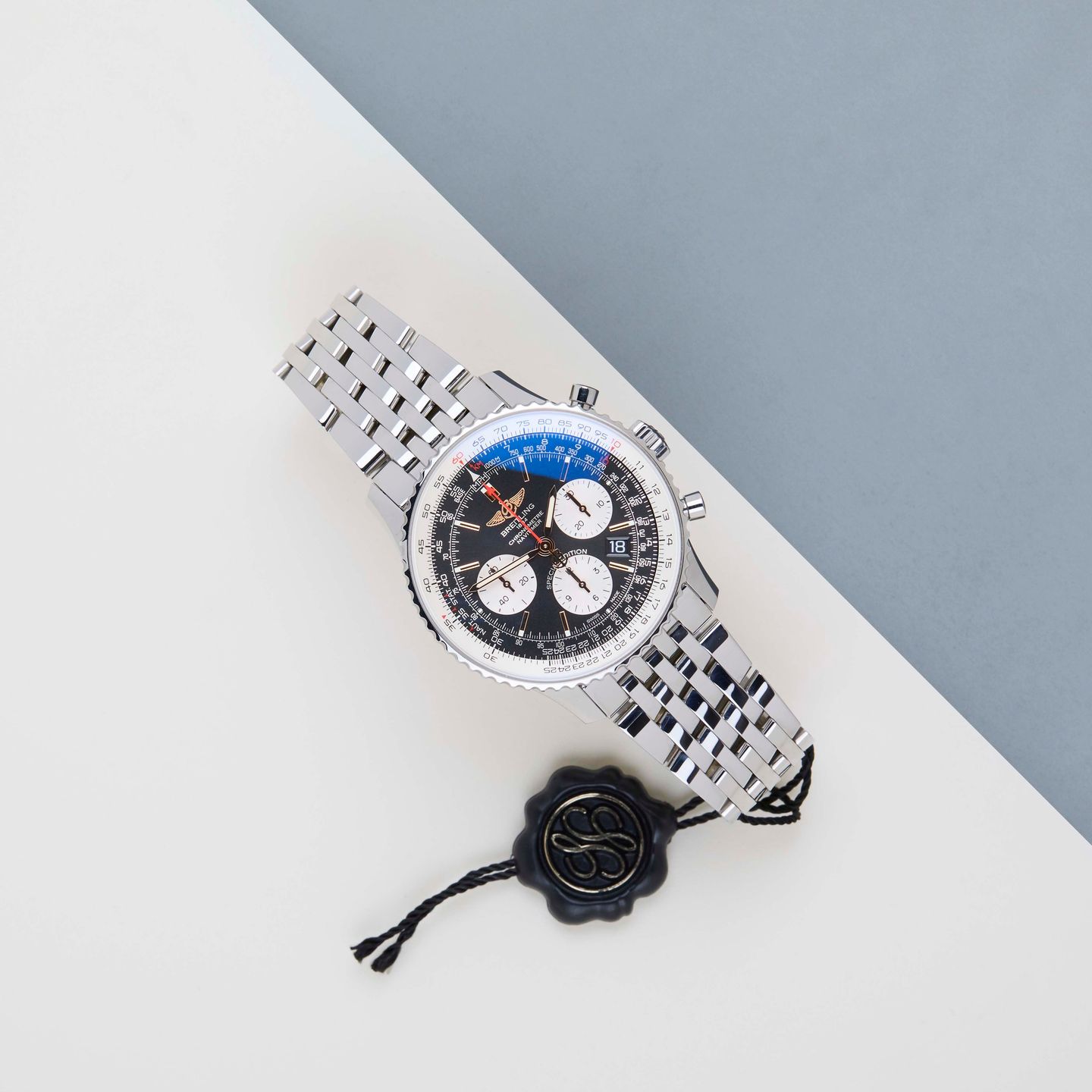 Breitling Navitimer 01 AB0121 - (2/8)