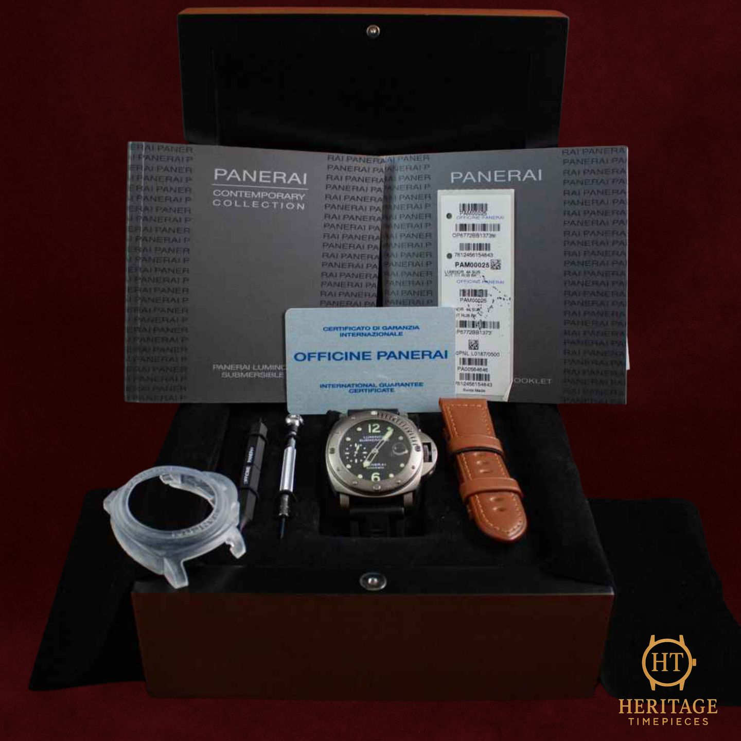 Panerai Luminor Submersible PAM00025 - (8/8)
