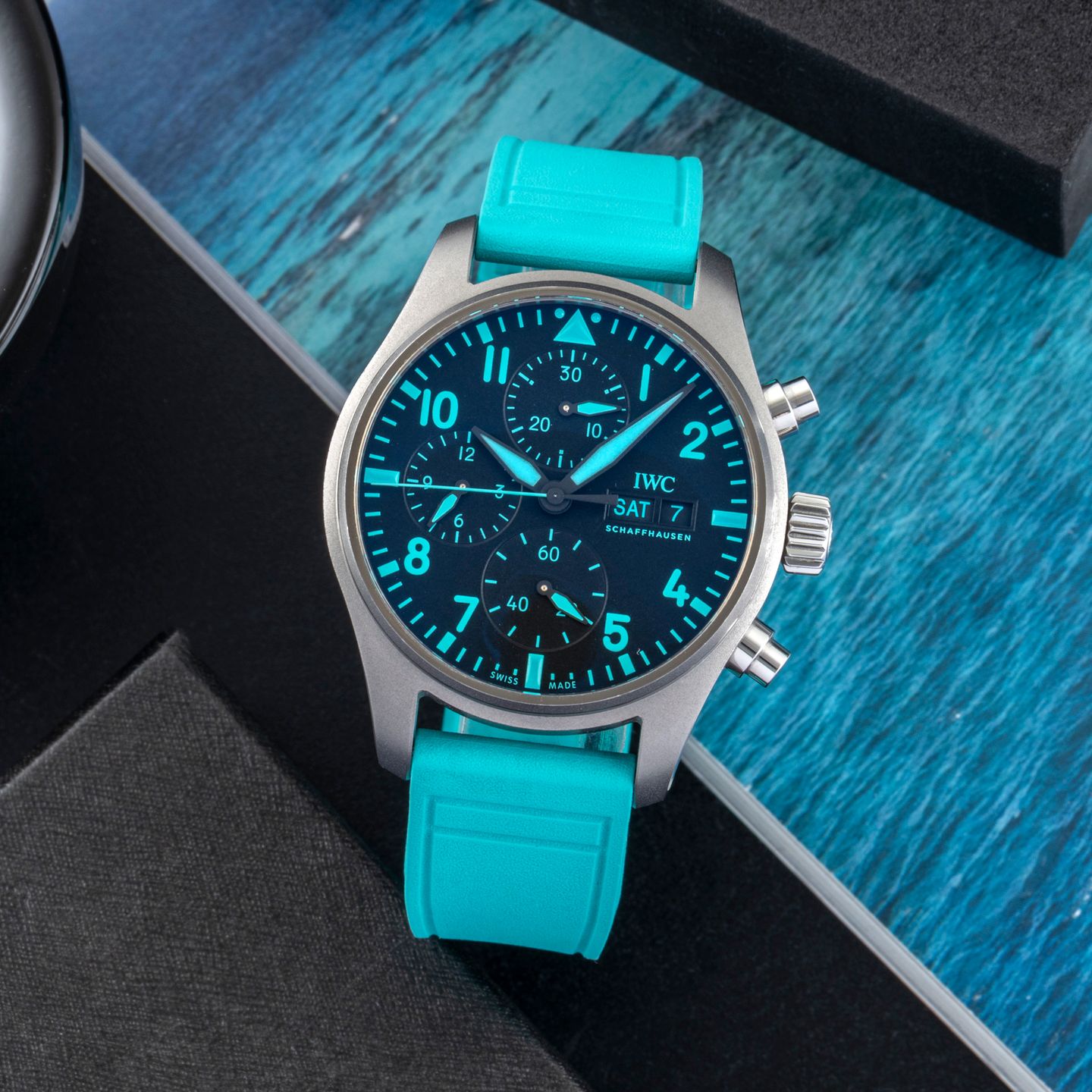 IWC Pilot Chronograph IW388108 (Unknown (random serial)) - Black dial 41 mm Titanium case (1/8)