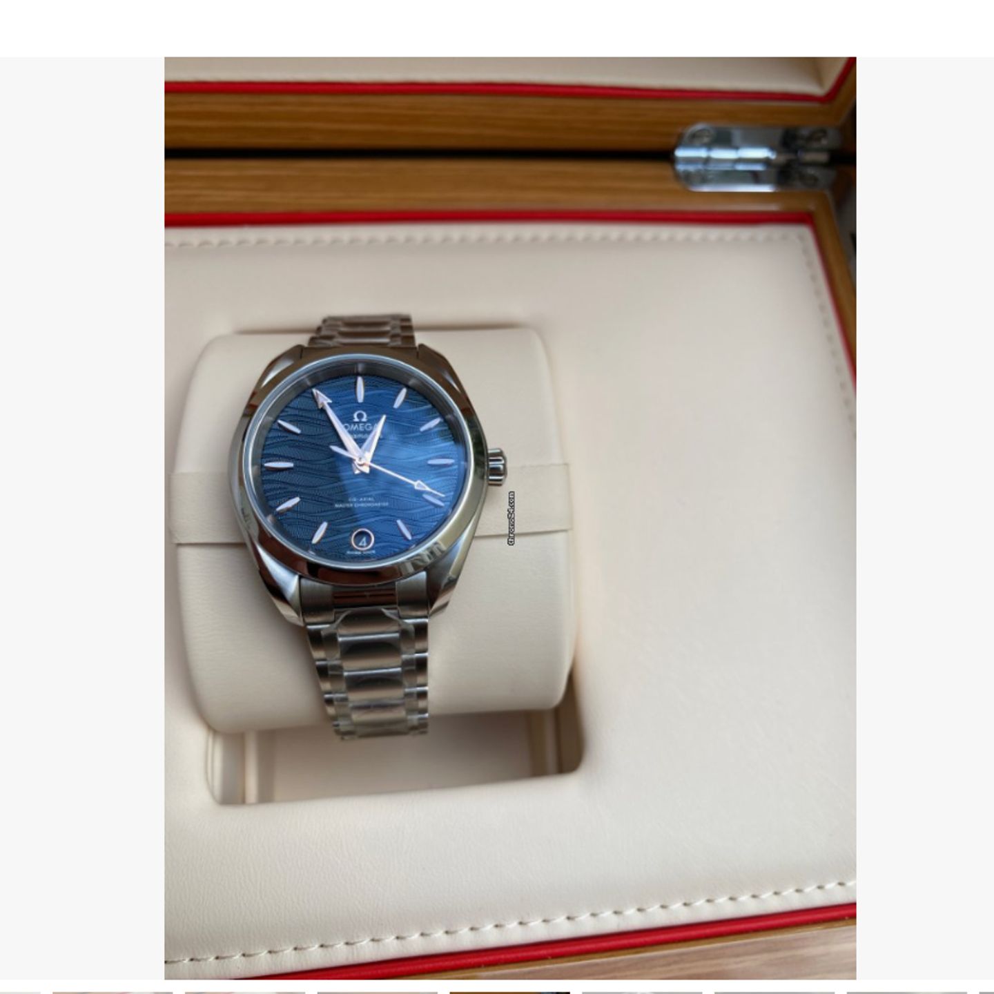 Omega Seamaster Aqua Terra 220.10.34.20.03.001 (2025) - Blue dial 34 mm Steel case (1/1)