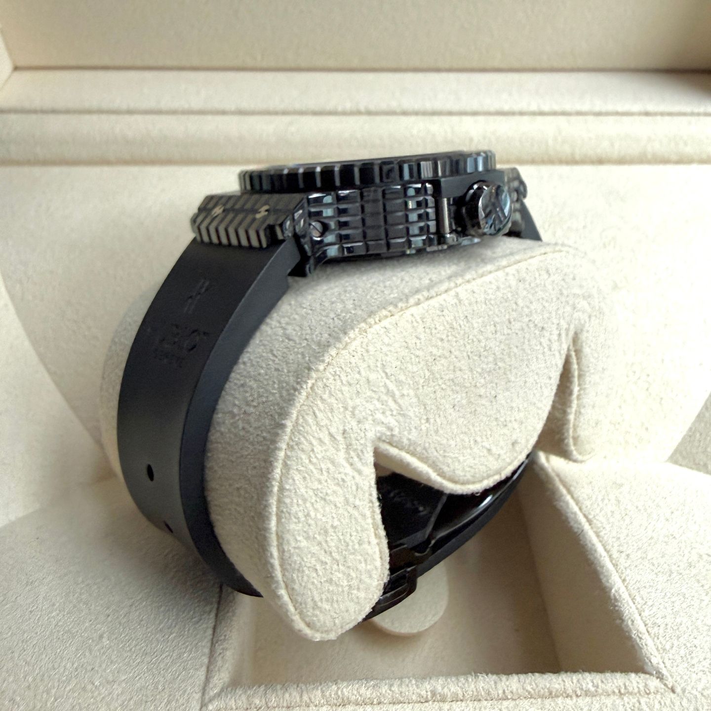 Hublot Big Bang 346.CX.1800.RX (2023) - Black dial 41 mm Ceramic case (4/7)